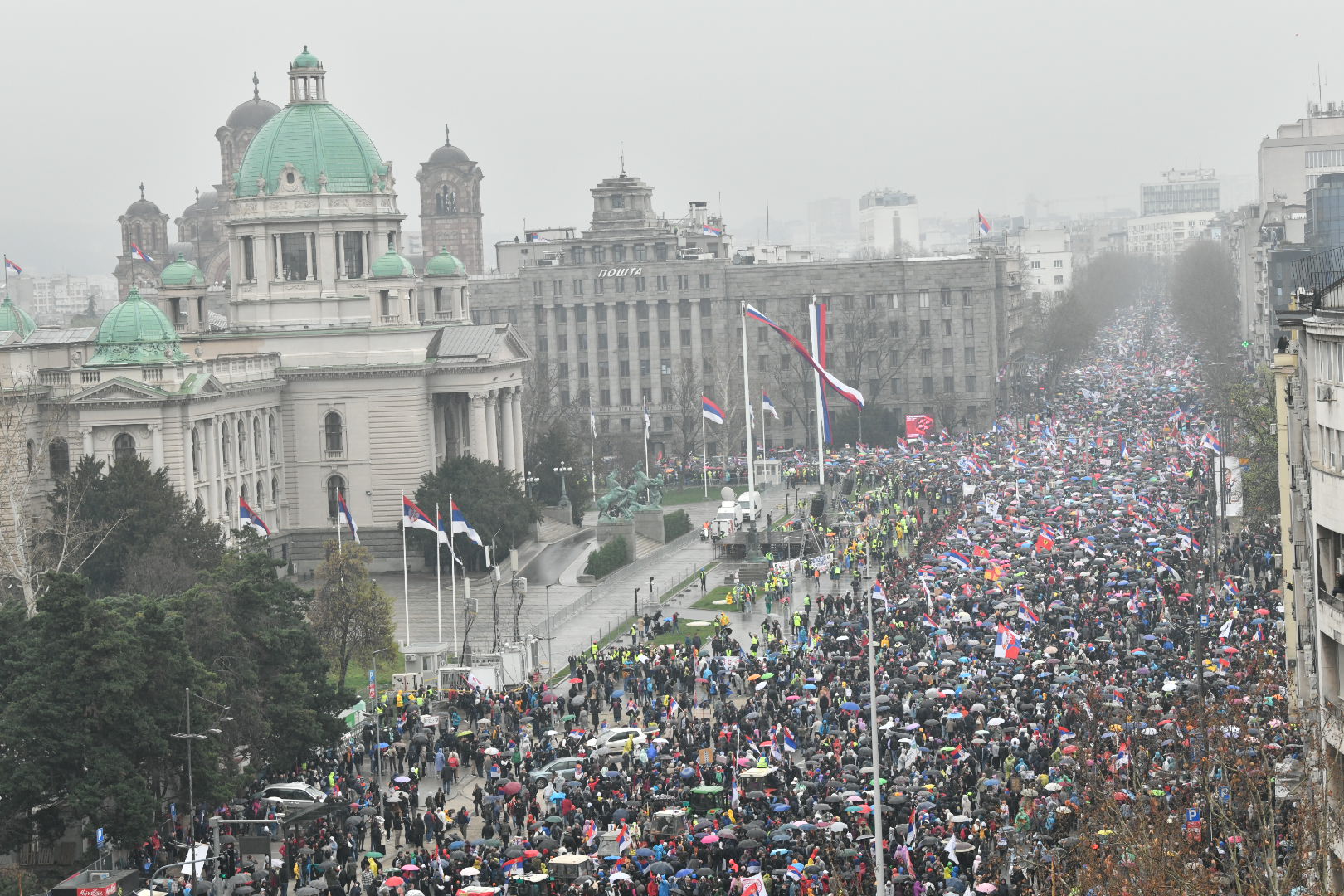 Beograd, 15.03.2025. Protest 15. za 15, veliki studentski protest u Beogradu, Skupstina sa krova Foto: Vladislav Mitić/Nova.rs