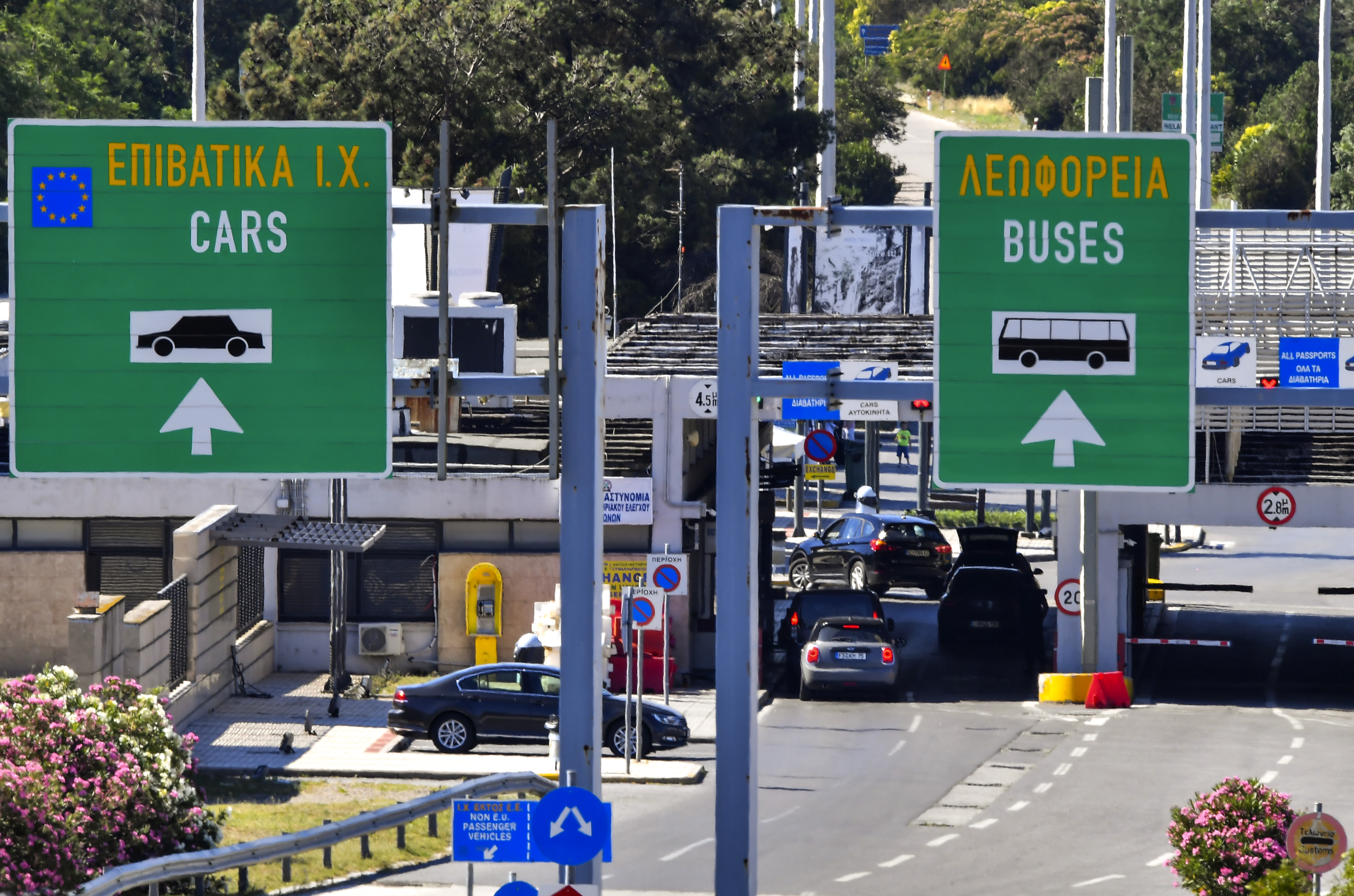 North Macedonia and Greece reopen border crossing
