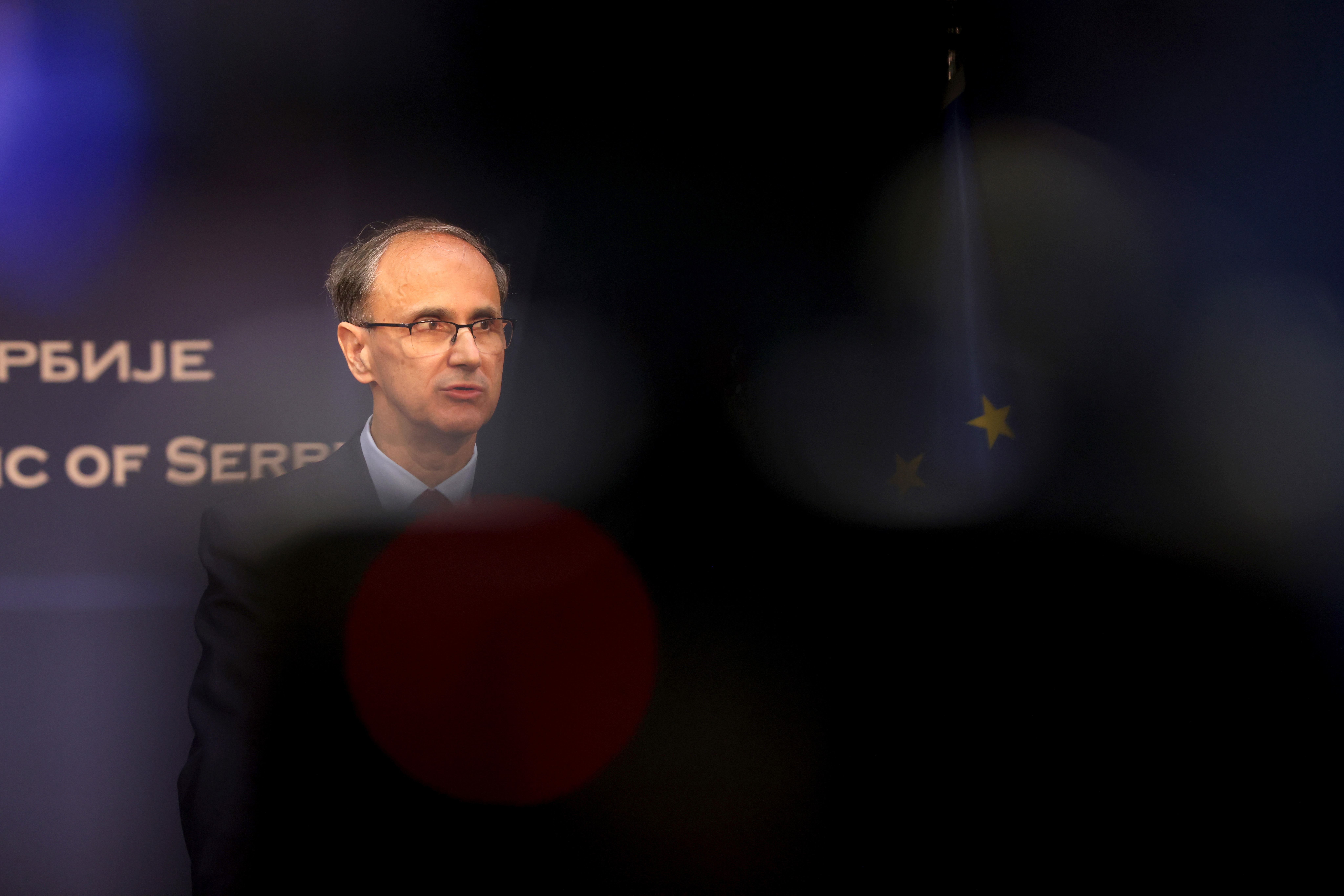 epa12063136 Serbian Prime Minister Djuro Macut speaks during a press conference with the European Commissioner for Enlargement following their meeting in Belgrade, Serbia, 29 April 2025. Marta Kos is on an official visit to Serbia.  EPA-EFE/ANDREJ CUKIC