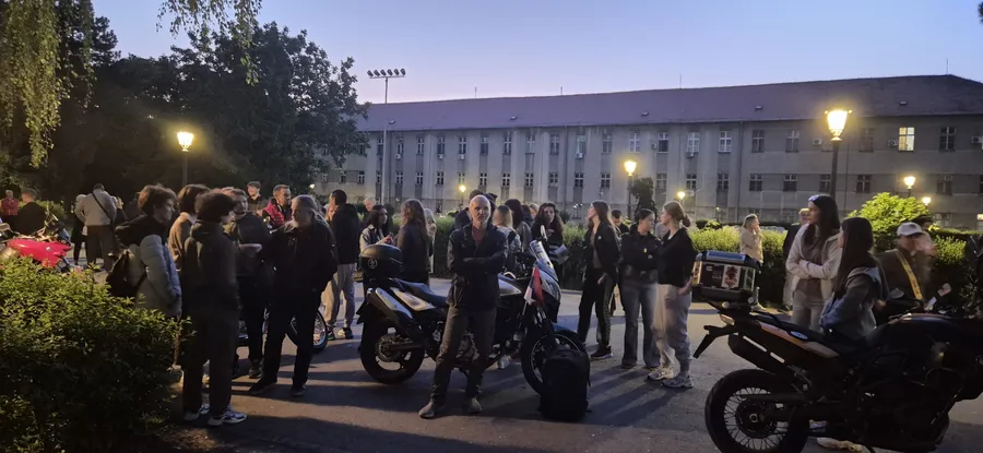 blokirana Zemunska gimnazija