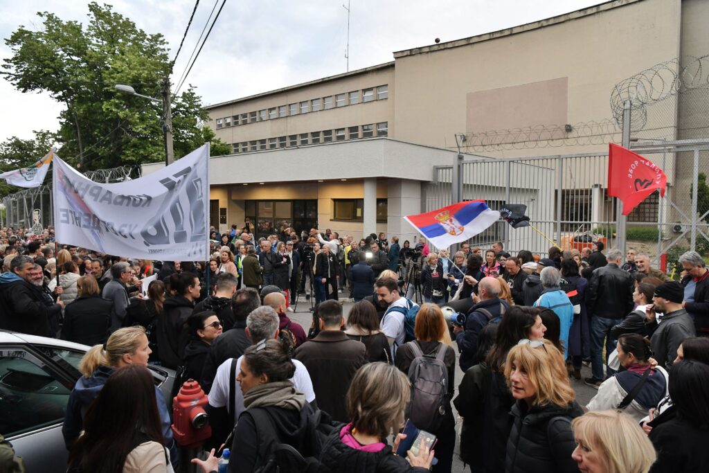 Beograd, 16.05.2025. Centralni zatvor, podrška pritvorenoj profesorki Mariji Vasić, građani se okupili i traže slobodu za Mariju, Marija Vasić Foto: Goran Srdanov/Nova.rs