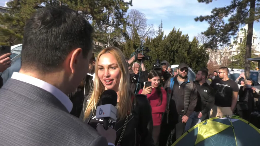 Nemanja Šarović i Nina Šobota Foto: Printscreen/YouTube/Bez Cenzure