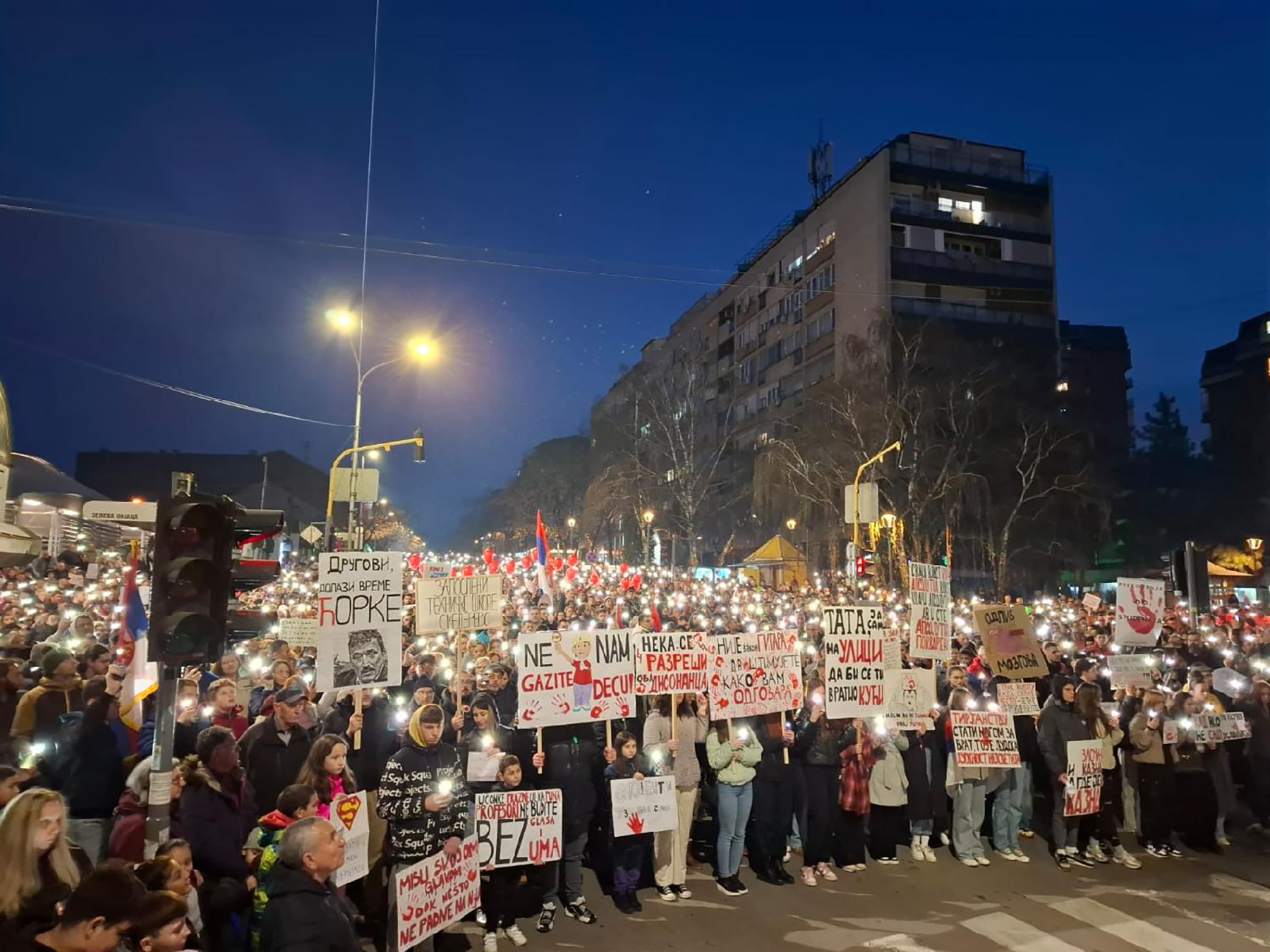 Mesto: Smederevo
Datum: Sun Feb 02 17:46:19 CET 2025
Dogadjaj: DRUŠTVO - protest i 15 minuta tišine u Smederevu
Fotoreporter: Aleksandra Hristov
Izvor: FoNet