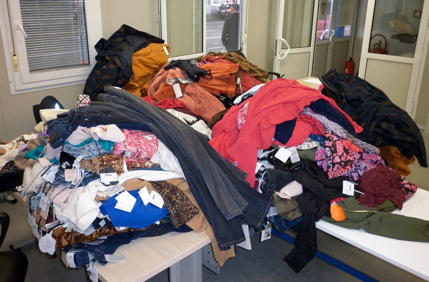 Zaplena garderobe na Batrovcima