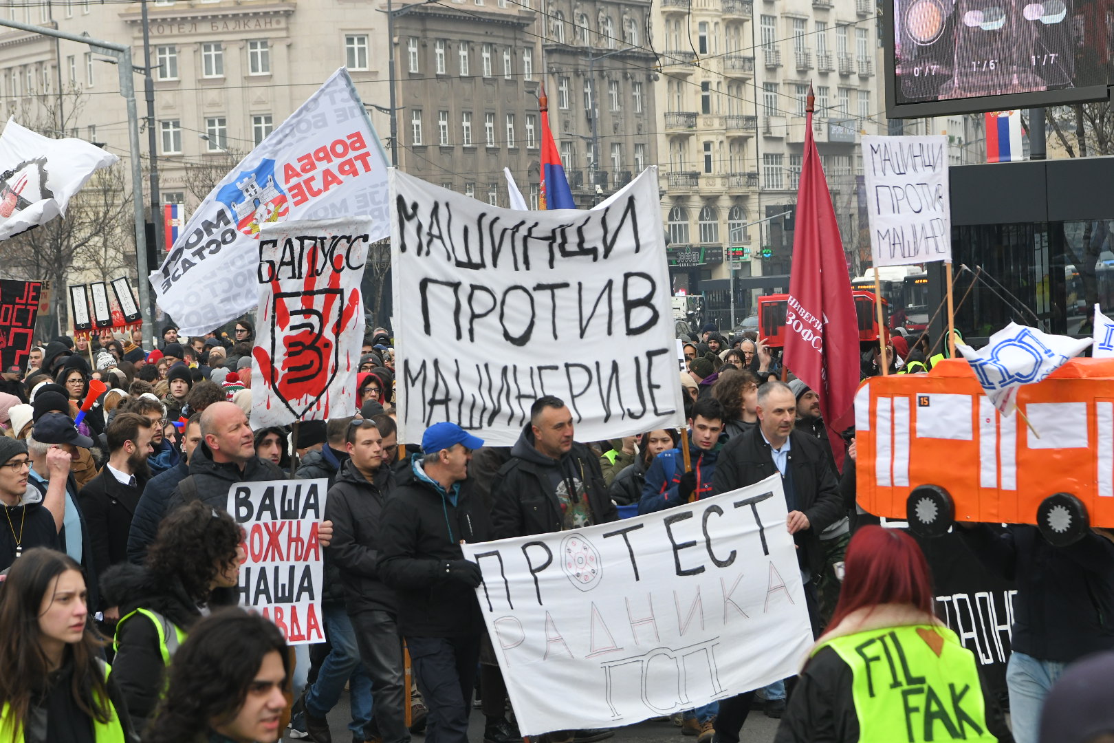 Beograd, 05.02.2025. Terazije, Studenti i radnici GSP, Protest GSP radnika, protest radnika GSP, šetnja Foto: Amir Hamzagić/Nova.rs