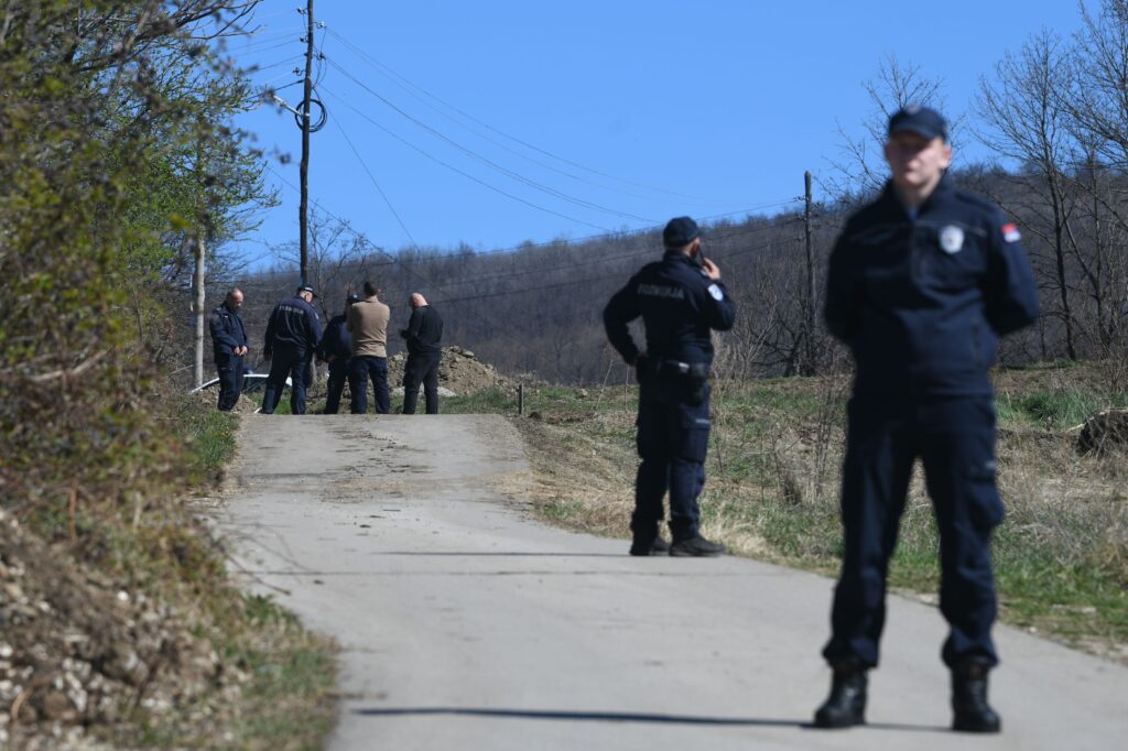 Brestovac, Banjsko Polje, Bor 30. mart .2024. Nestanak devojčice Danke Ilić, Danka Ilić, dvogodišnja devojčica  nestala u naselju Banjsko polje peti dan potragrage za devojcicom, policija Foto:Filip Krainčanić/Nova.rs