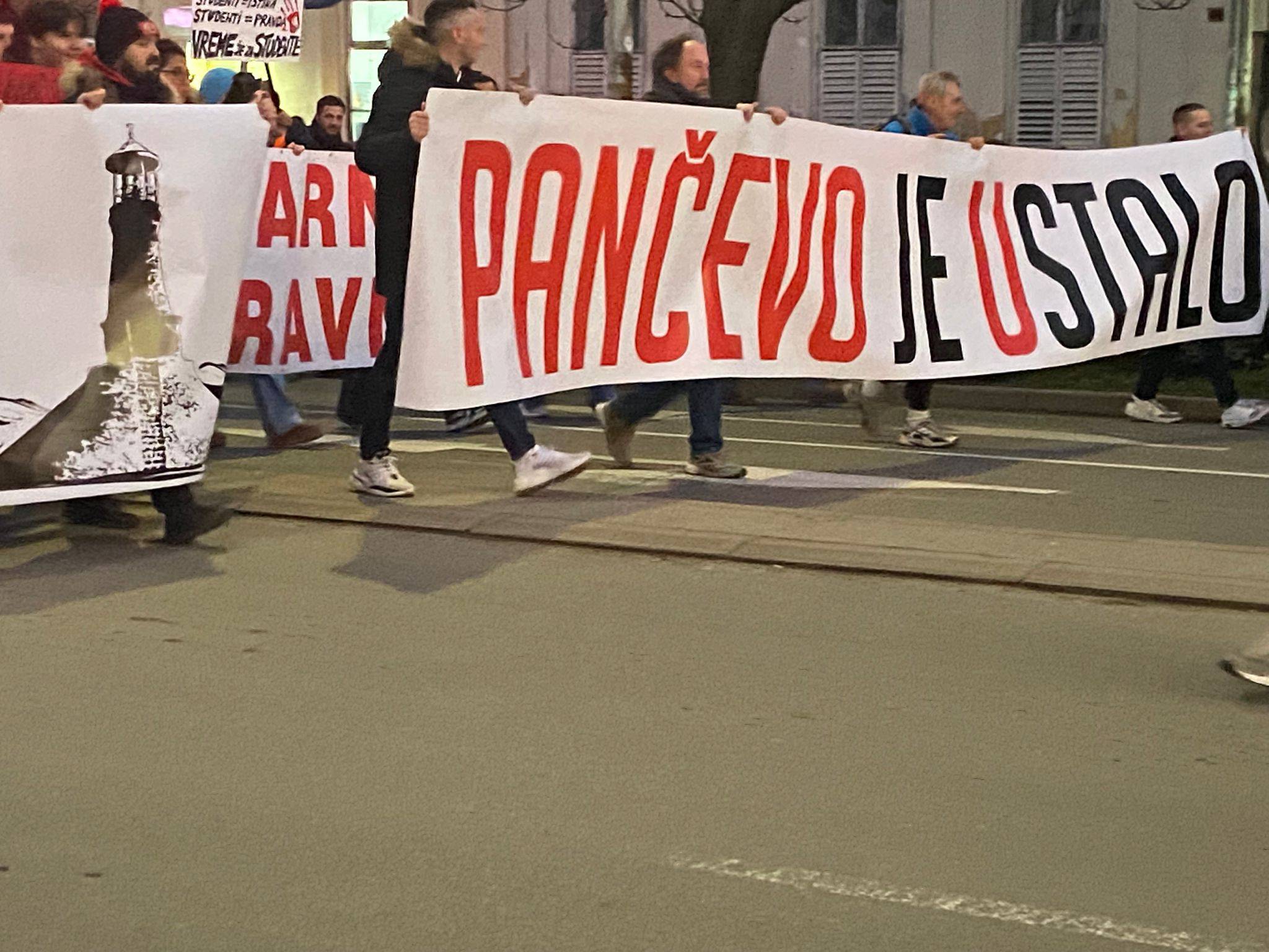 JAVNI CAS I PROTESTNA SETNJA U PANCEVU