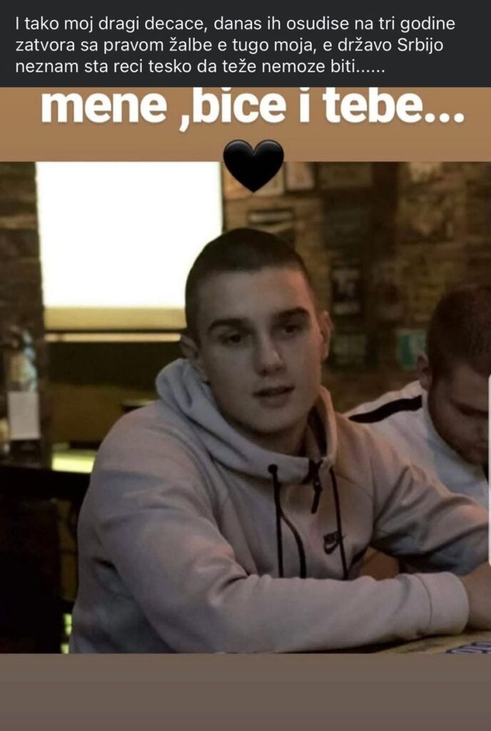 Duško Rajić (19) iz Novih Banovaca izgubio je bitku za život pre 6 godina, nakon što je krvnički izubijan pajserom na Božić, u blizini Osnovne škole „Svetislav Golubović Mitraljeta“. Tragedija se dogodila 7. januara 2019. u beogradskom naselju Batajnica.