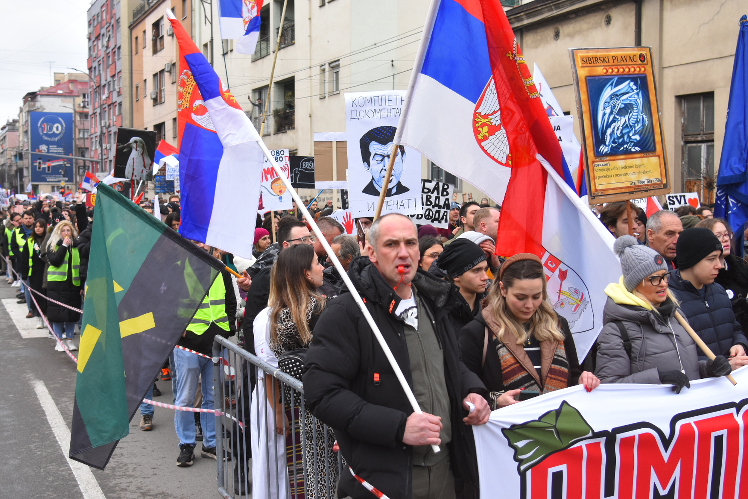 Students and citizens walking to King Milan Square in Nis, where at 11.52 they fell silent for 15 minutes to pay their respects to the 15 victims of the collapse of the canopy at the Novi Sad Railway Station.Studenti i gradjani u setnji do Trga kralja M