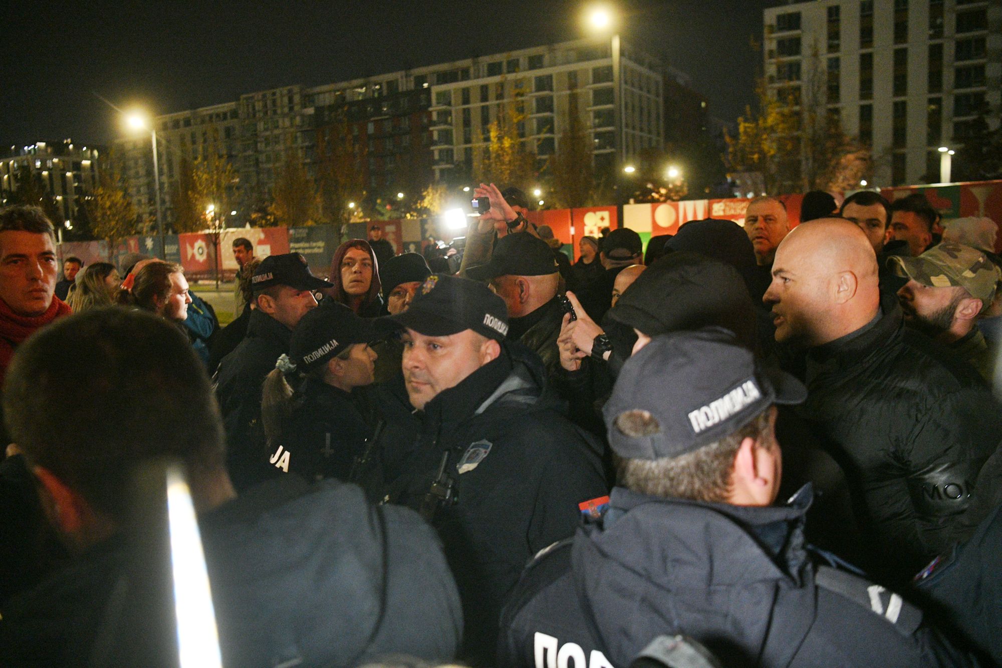 Beograd, 27.11.2024. u blizini Starog Savskog mosta u Beogradu na vodi, protest, protestna blokada, inicijativa Most ostaje, koškanje, tuča , stigla policija Foto: Filip Krainčanić/Nova.rs