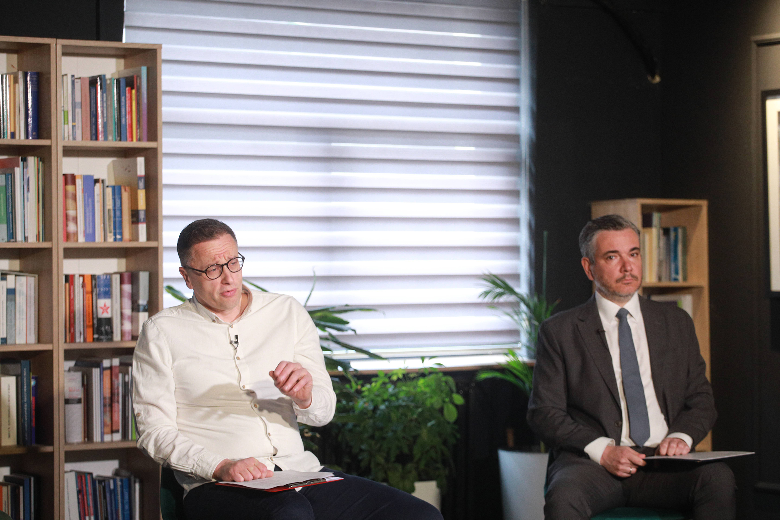 ANKETNA KOMISIJA ZA ISPITIVANJE URUSAVANJA NADSTRESNICE - KZN