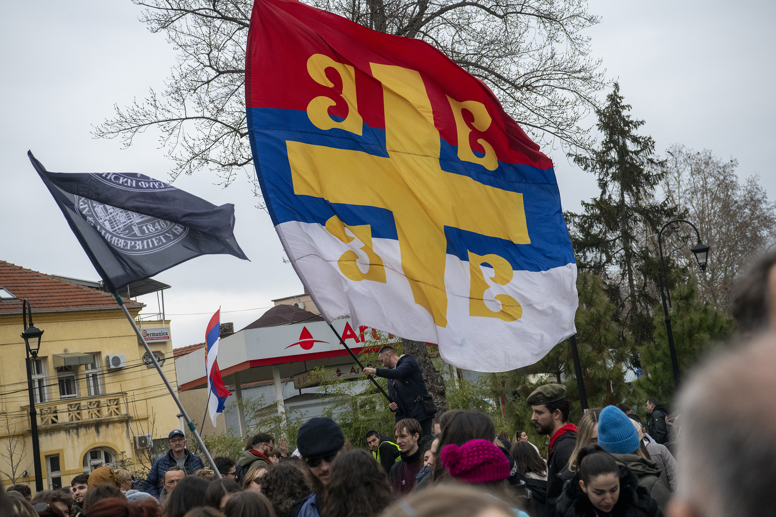 Niš 01.03.2025. Protest Studentski edikt, Majanje po Niš, studenti Foto: Vladislav Mitić/Nova.rs, transparent, transparenti, zastava srbije