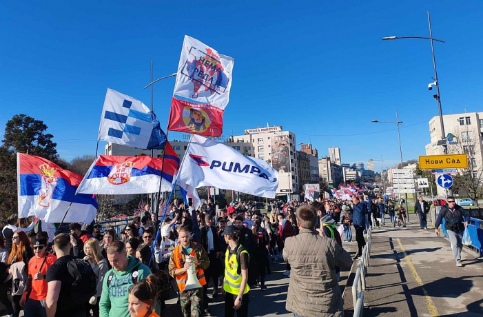 1741861606-studenti_krecu_za_beograd_6_nasa.jpg