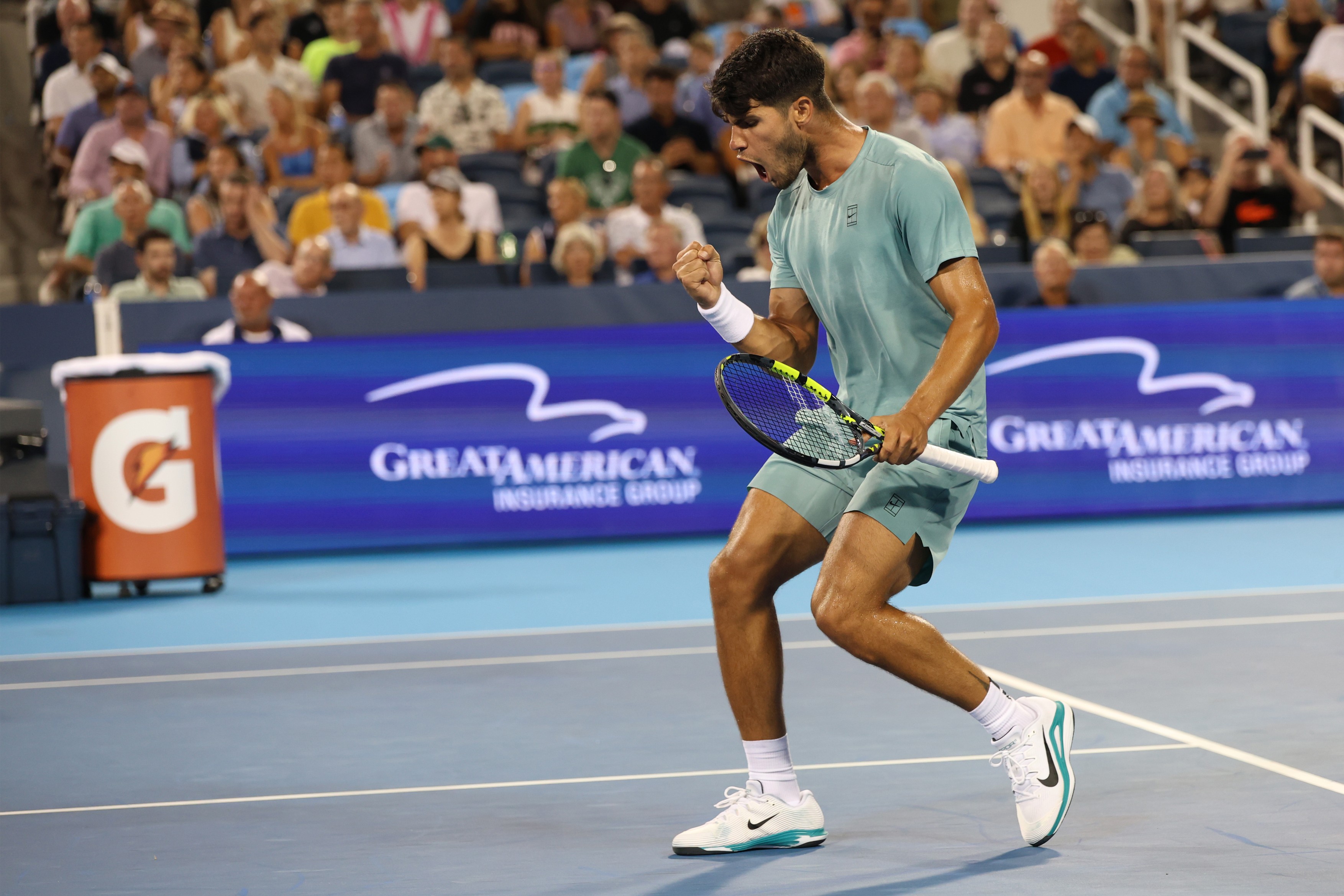 Tennis 2025: Cincinnati Open: Alcaraz 6:1, 6:4 Nardi