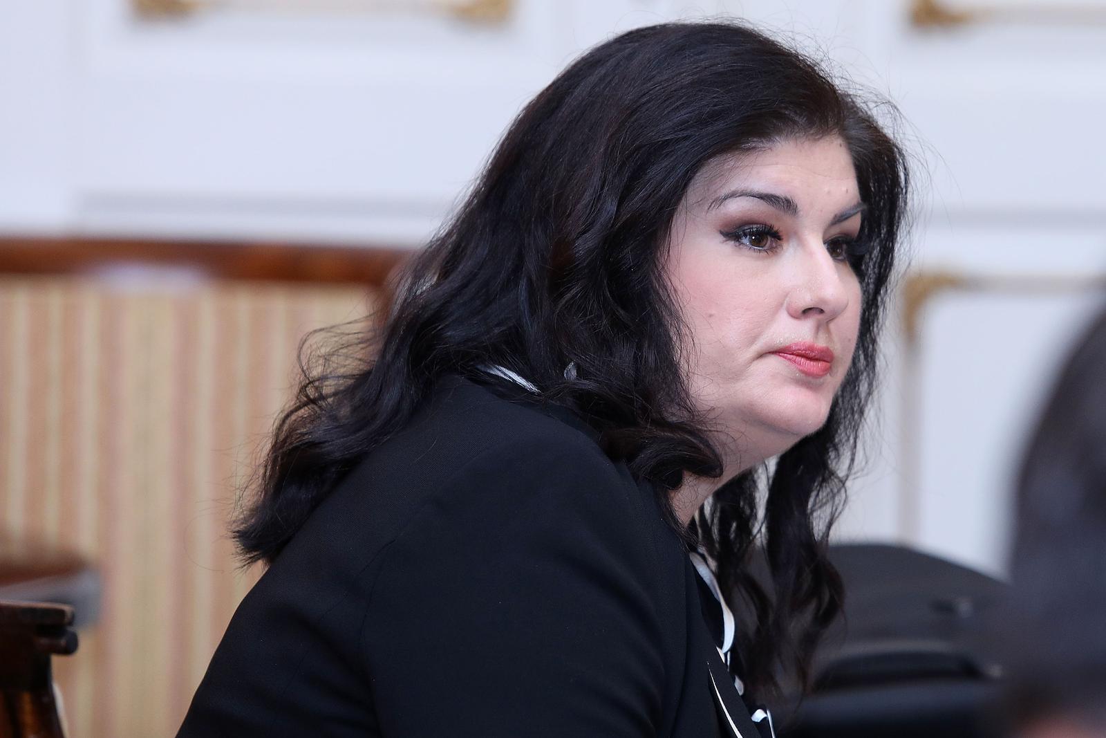 27.10.2016., Zagreb - Na svojoj prvoj sjednici Vlada premijera Andreja Pelkovica bi, uz brojna imenovanja, trebala predstaviti i promjene poreznih zakona. Gabrijela ZalacrPhoto: Patrik Macek/PIXSELL