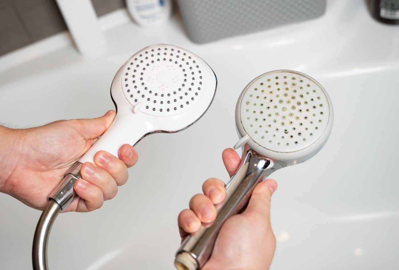 Replacing an old shower head with a new one. Poor water quality and limescale buildup on plumbing fixtures. Periodic replacement and maintenance of cleanliness. Mold and bad smell of water.