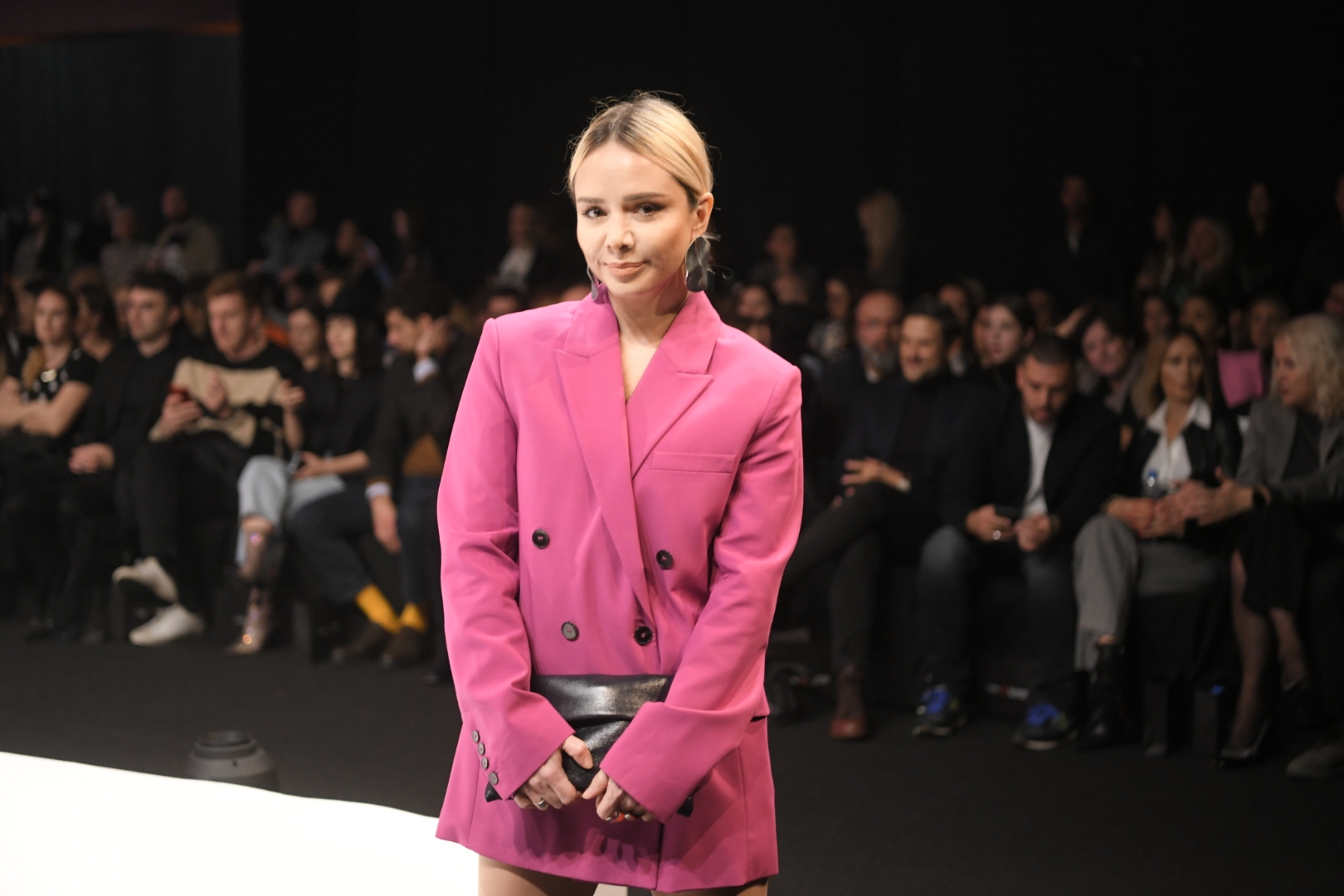 Beograd, 08.11.2022. Fashion week otvaranje, bel expo centar, revija Foto: Dragan Mujan/Nova.rs