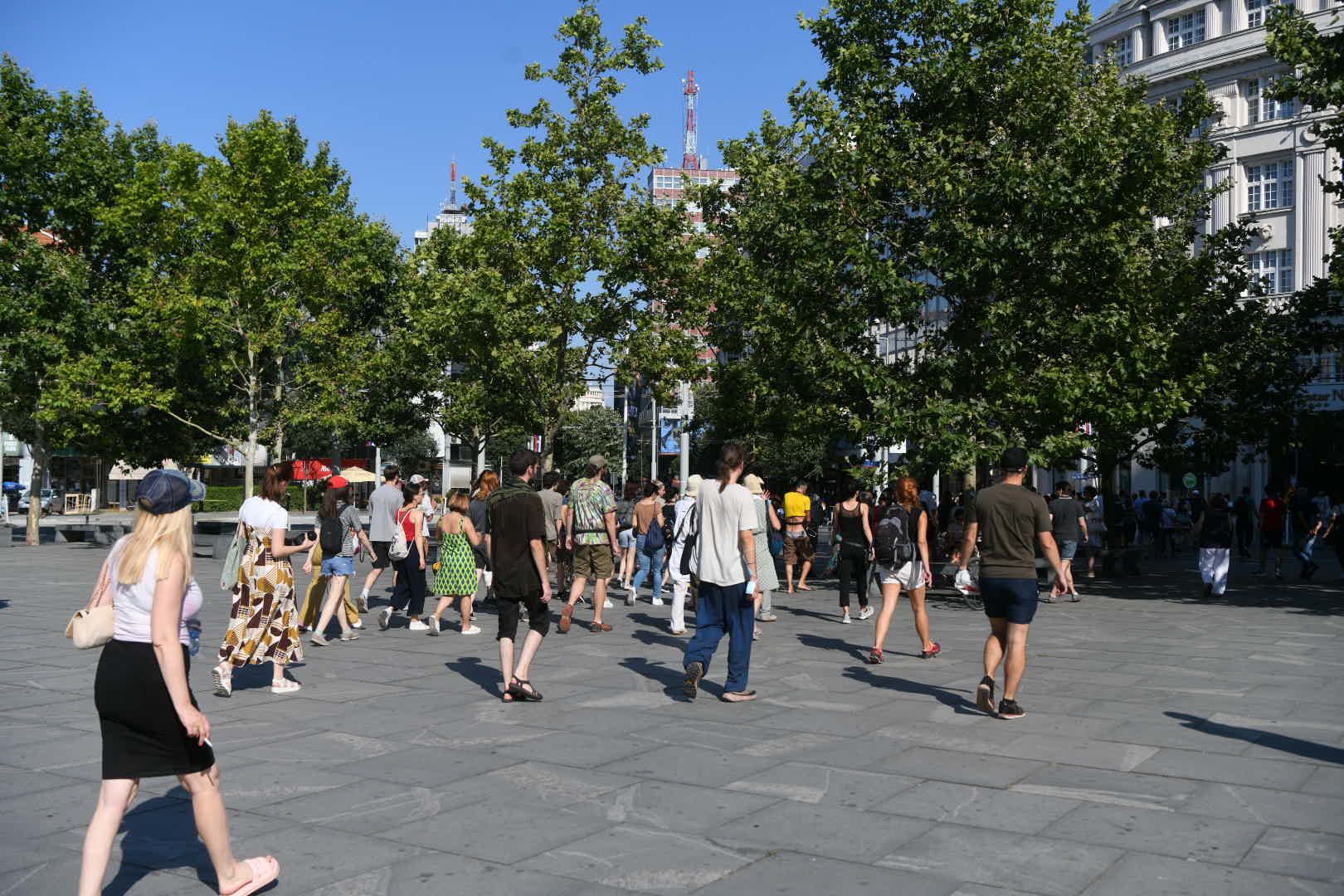 Beograd, 04.07.2025. Zbor Stari grad pozvao na novo okupljanje na Trgu republike, Građani, šetnja, blokada Foto: Filip Krainčanić/Nova.rs