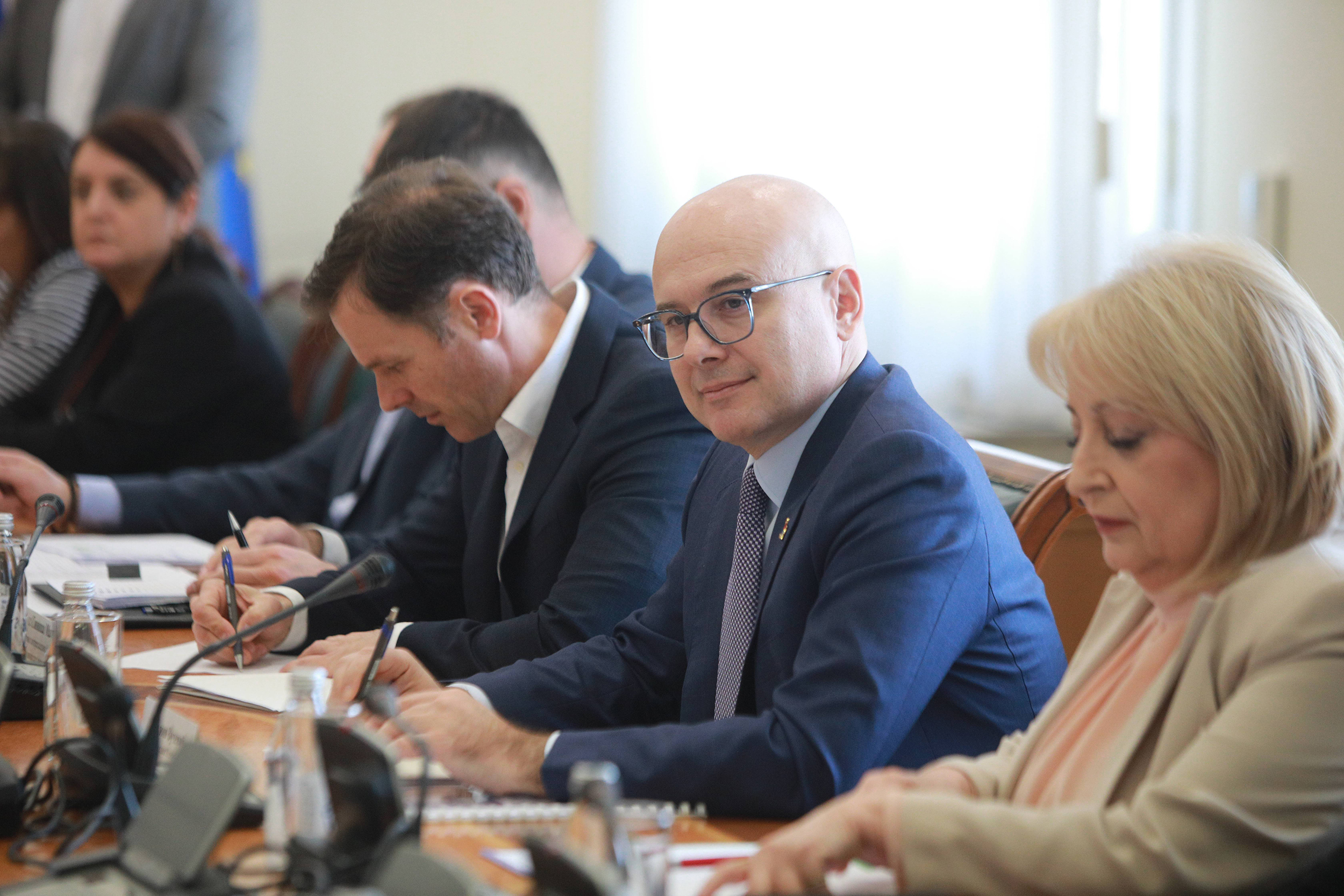 VUCEVIC SA PREDSTAVNICIMA SINDIKATA PROSVETE