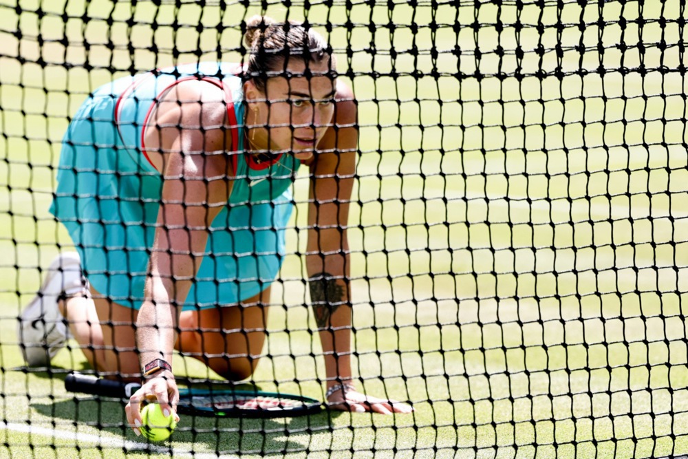 epa12185498 Aryna Sabalenka of Belarus reacts during her Round of 16 match against Rebeka Masarova of Switzerland at the WTA German Open tennis tournament in Berlin, Germany, 19 June 2025.  EPA-EFE/FILIP SINGER