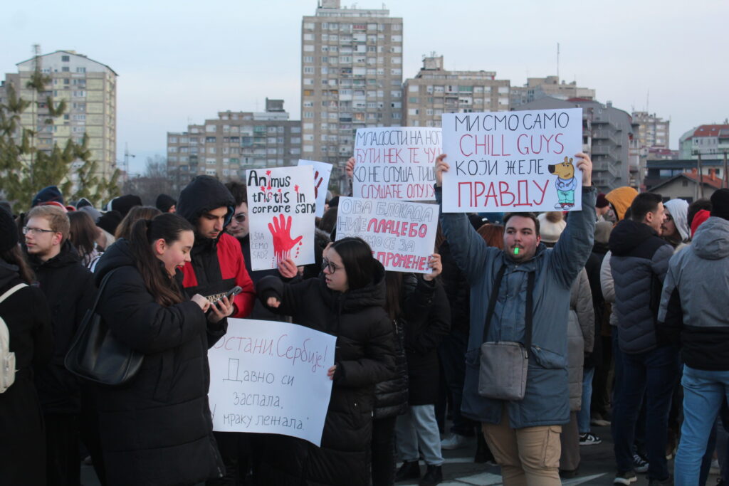 Niš 12.01.2025. Studentski protest pod nazivom Bani u Banovinu održan u Nišu, studenti Foto: Žarko Đokić