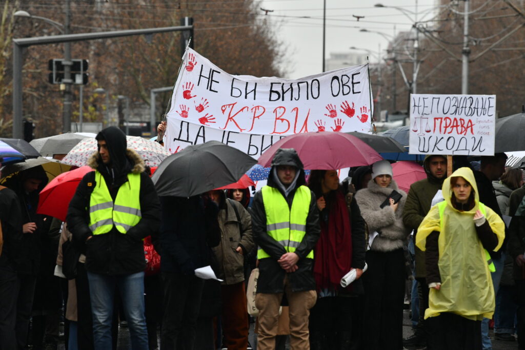 Beograd 10. januar 2025. Akcija Zastani Srbijo, blokada Bulevara kralja Aleksandra, ETF, Masinski, Arhitektonski fakultet, Pravni, studenti Foto:Vesna Lalić/Nova.rs