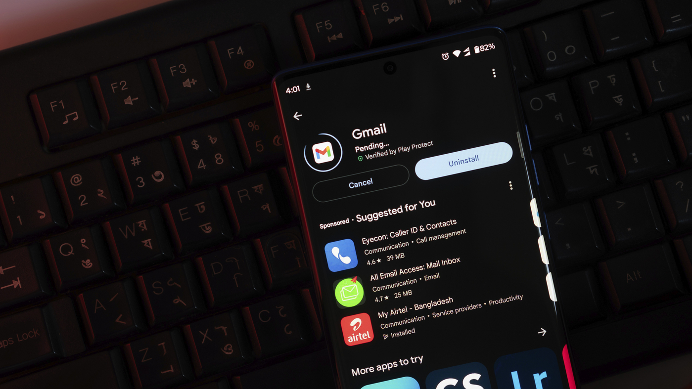 Gmail app interface on a smartphone with a keyboard background and update option visible,Image: 1028946512, License: Rights-managed, Restrictions: , Model Release: no, Credit line: Md Mamun Miah / imageBROKER / Profimedia