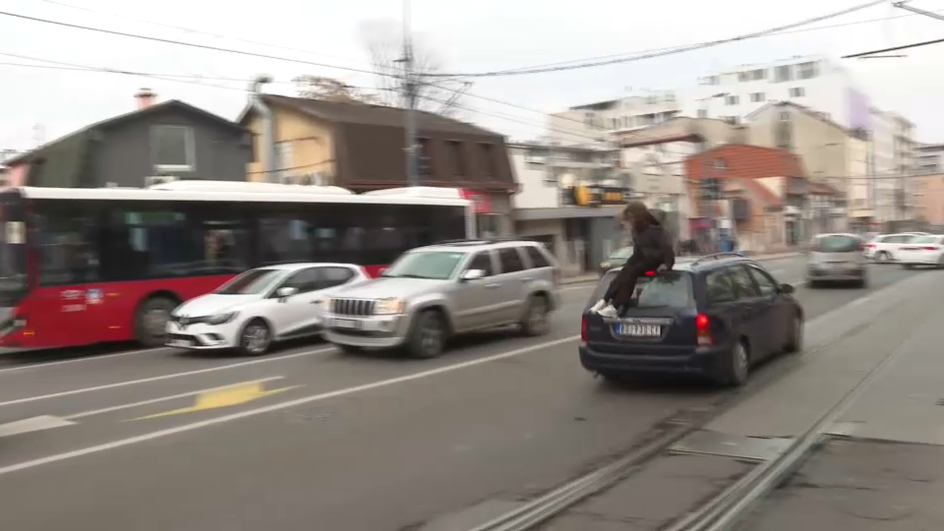 Beograd, zastani srbijo studenti blokada protest, devojka udarena kolima Sonja Ponjavić incident automobil