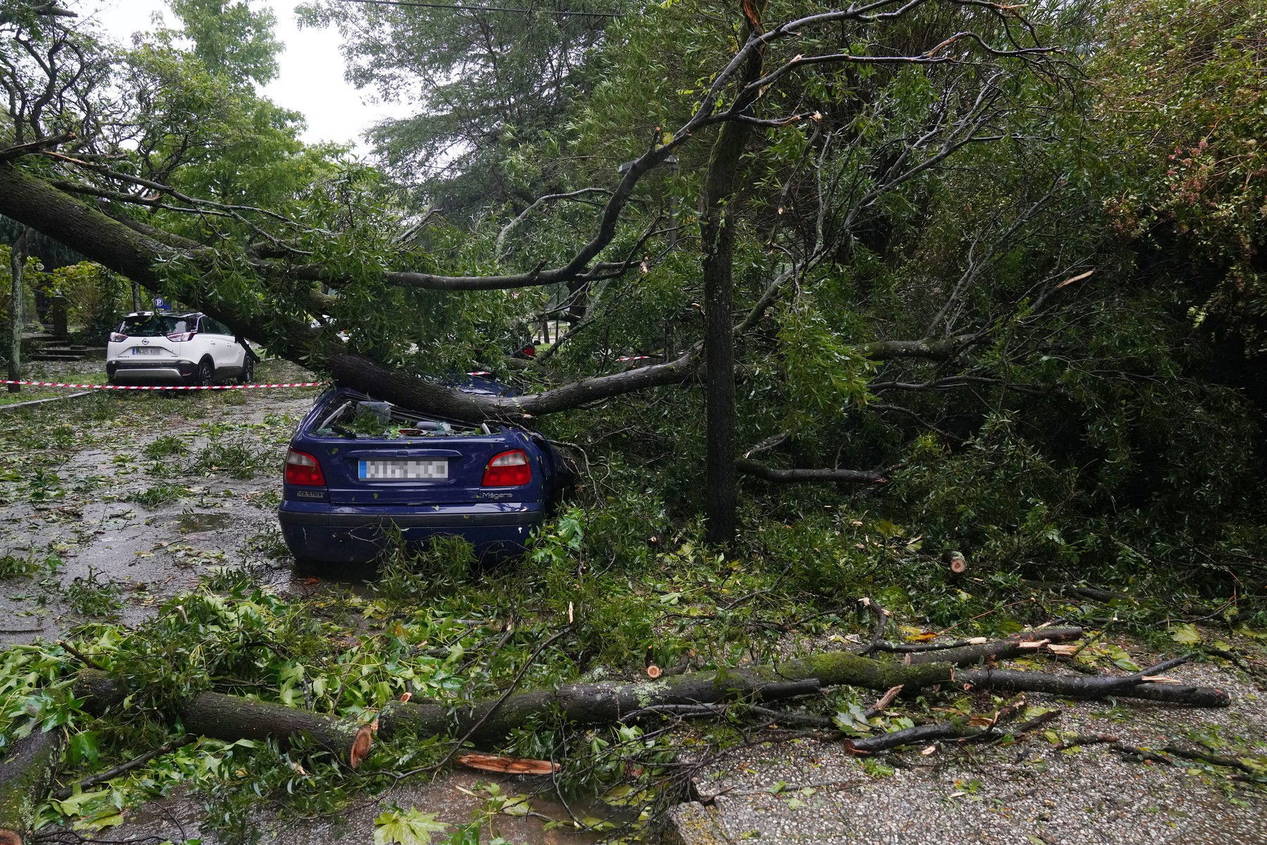 Storm Kirk causes traffic and flooding problems in Galicia