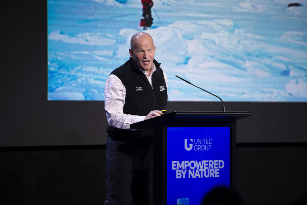 United Group native tekst