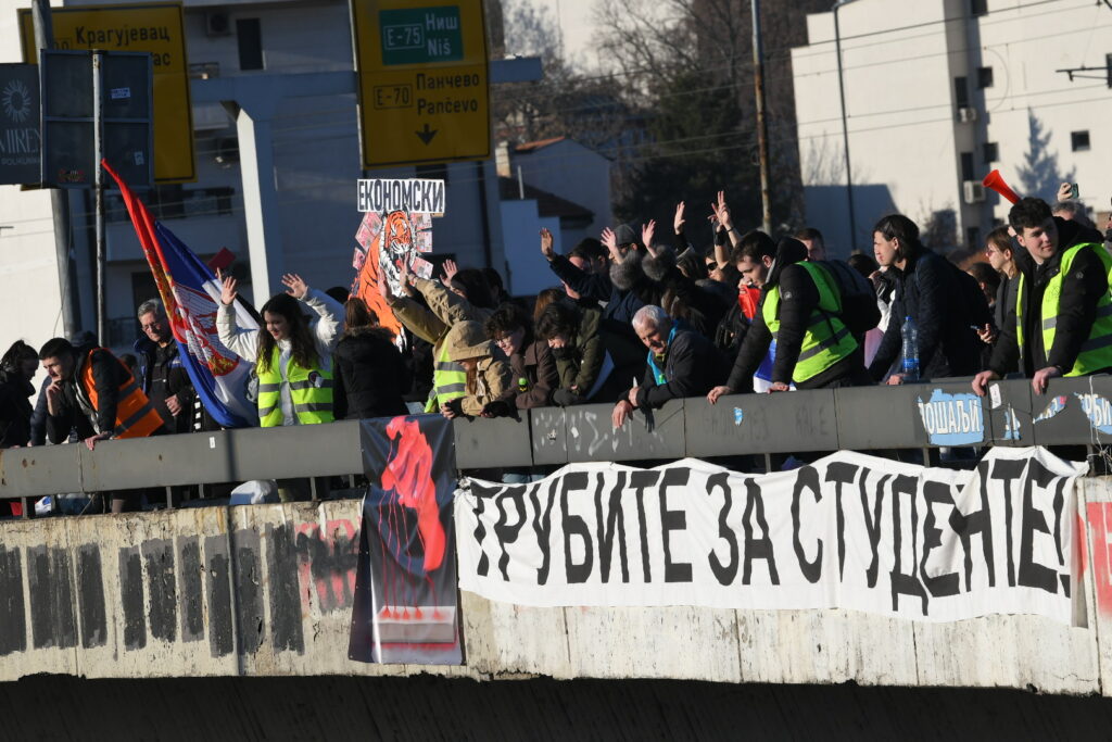 Beograd, 28.01.2025. Autokomanda, studentski protest, blokada, studentska blokada, studenti, 24 casa blokirana Autokomanda, drugi dan Foto: Amir Hamzagić/Nova.rs