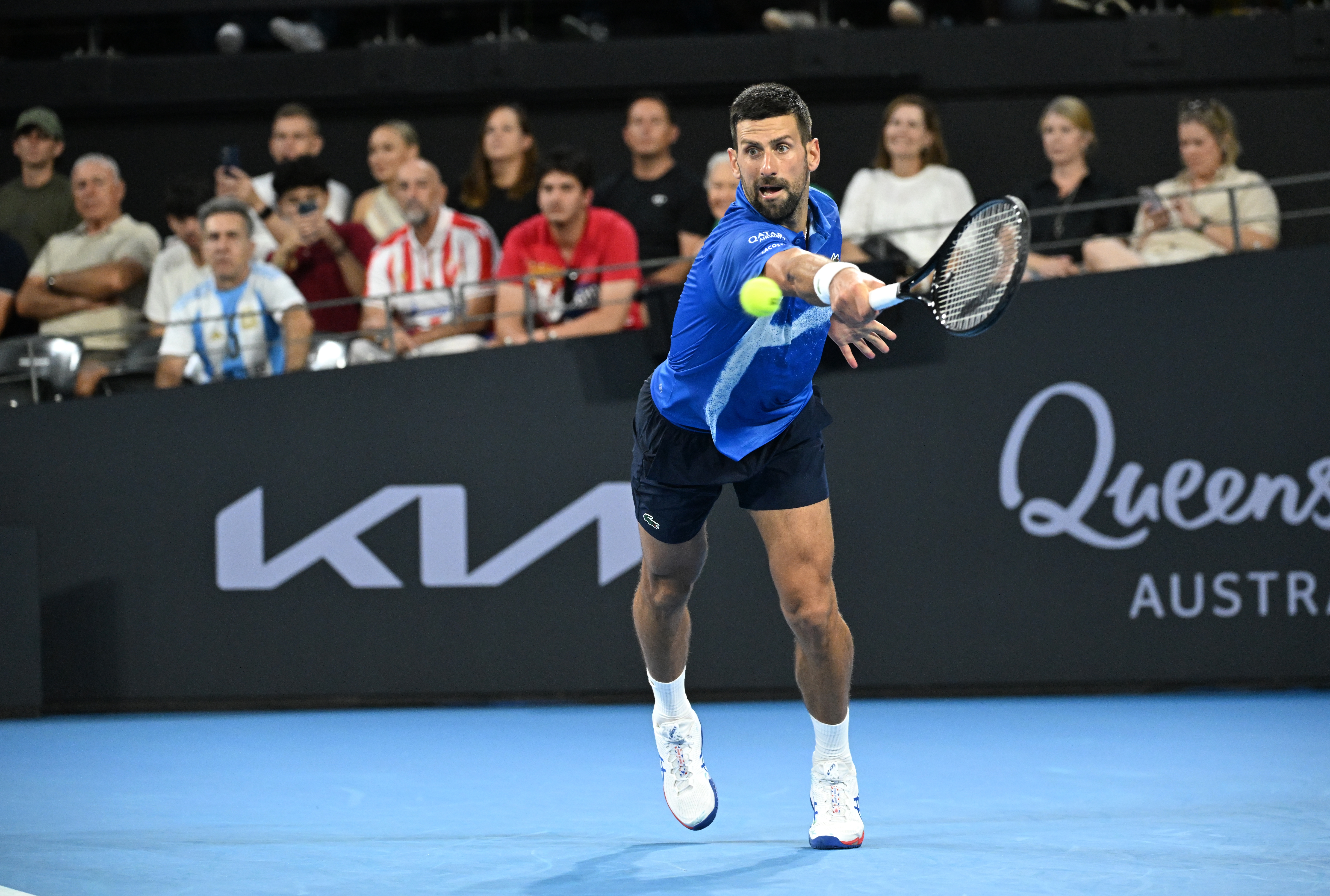 epa11802077 Novak Djokovic of Serbia in action during his round of 16 match against Gael Monfils of France at the Brisbane International tennis tournament in Brisbane, Australia, 02 January 2025.  EPA-EFE/DARREN ENGLAND AUSTRALIA AND NEW ZEALAND OUT
