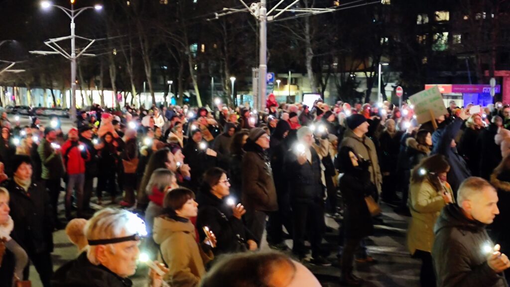 Beograd 03. februar 2025.Protest roditelja đaka sa Mirijeva Osnovna škola Despot Stefan Lazarević na Mirijevu  protest Bulavar, protest Foto:Zoran Lončarević/Nova.rs