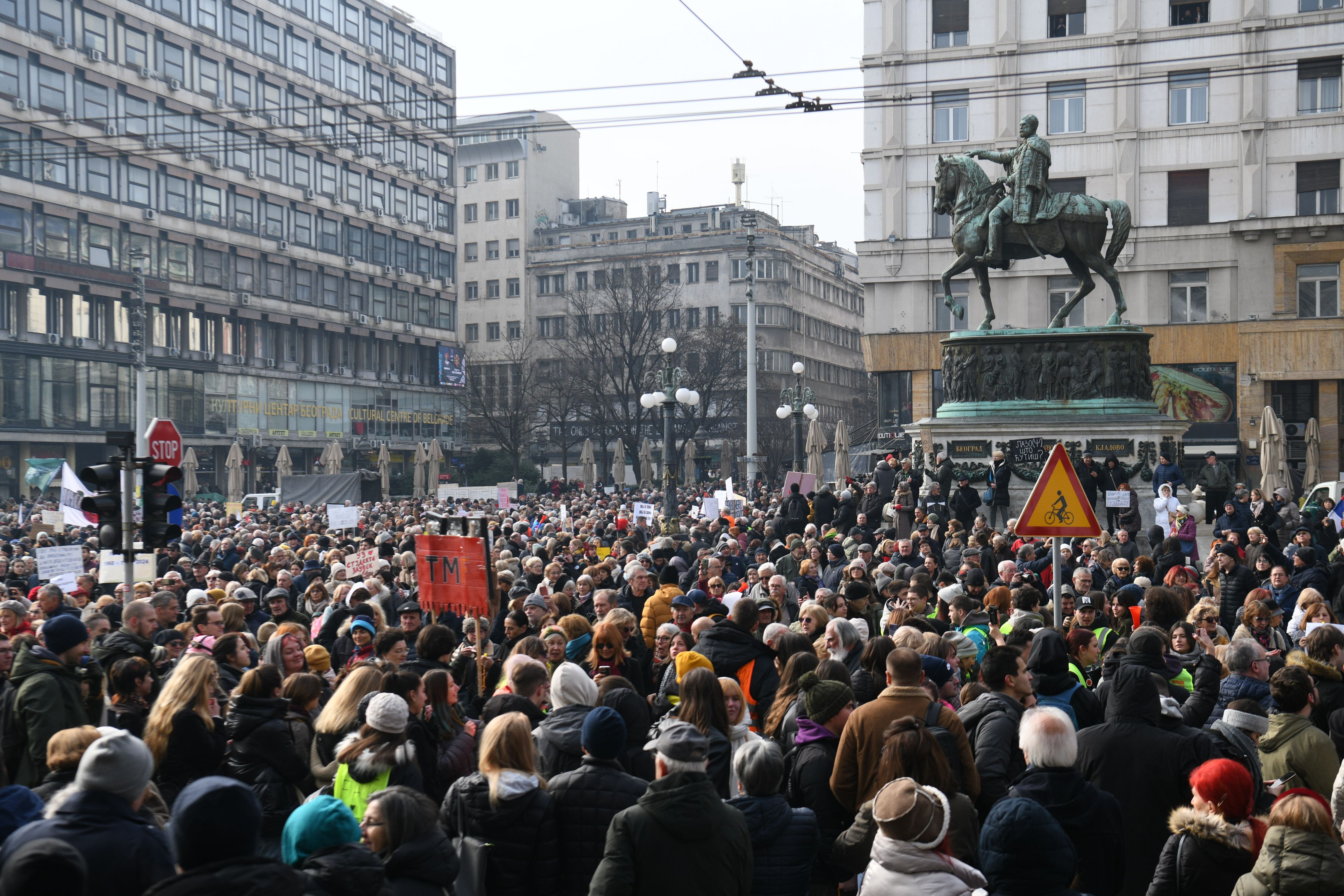 Beograd, 05.02.2025. Trg Republike, protest penzionera, skup penzionera koji podržavaju studente, penzioneri protest podrške studentima Foto: Filip Krainčanić/Nova.rs