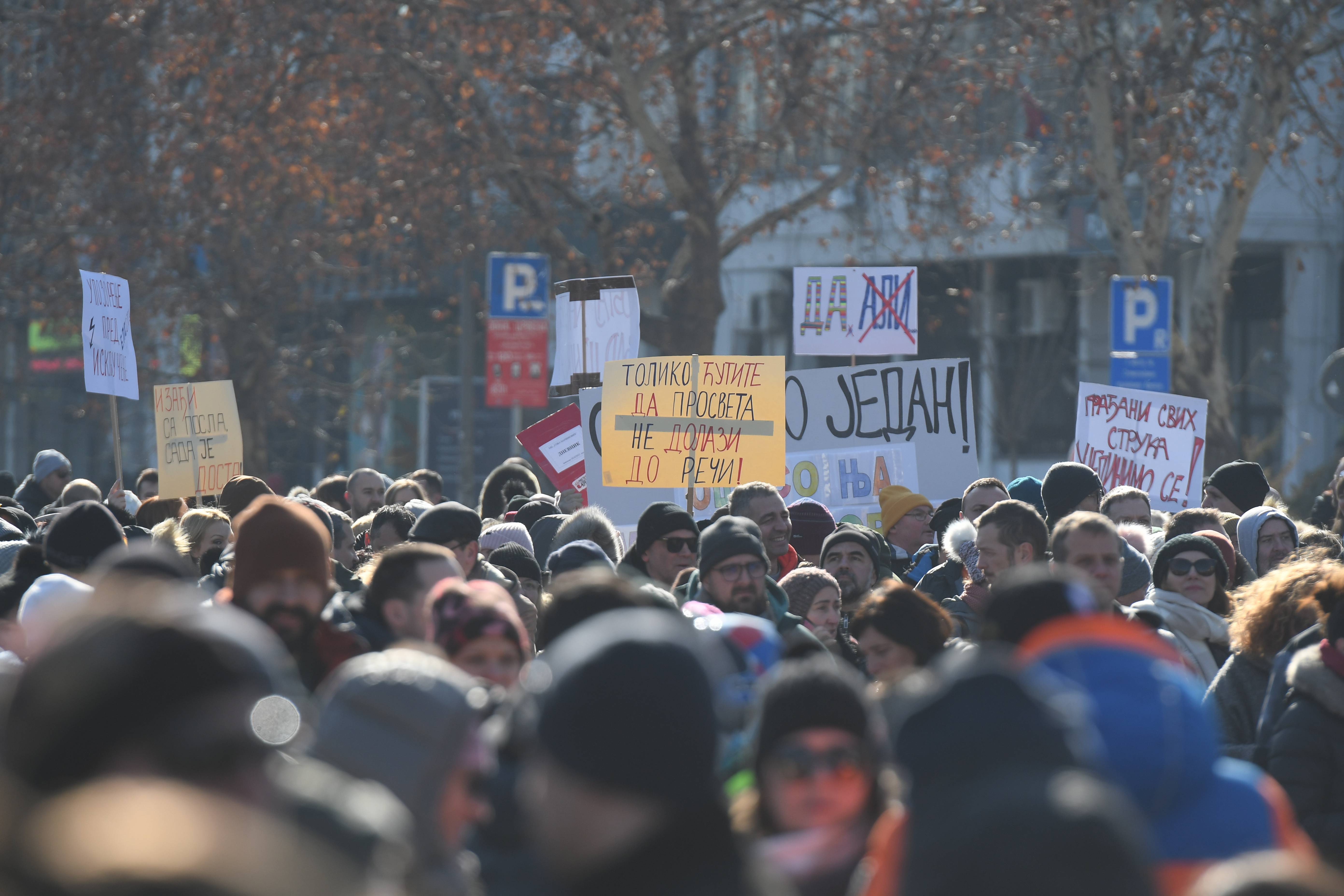 SETNJA RODITELJSKE SOLIDARNOSTI U NOVOM SADU