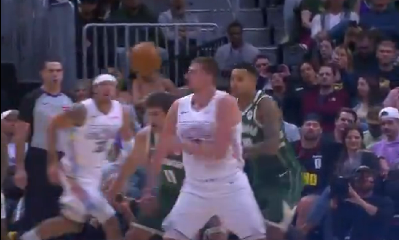 Nikola Jokić, najbolja asistencija u sezoni
