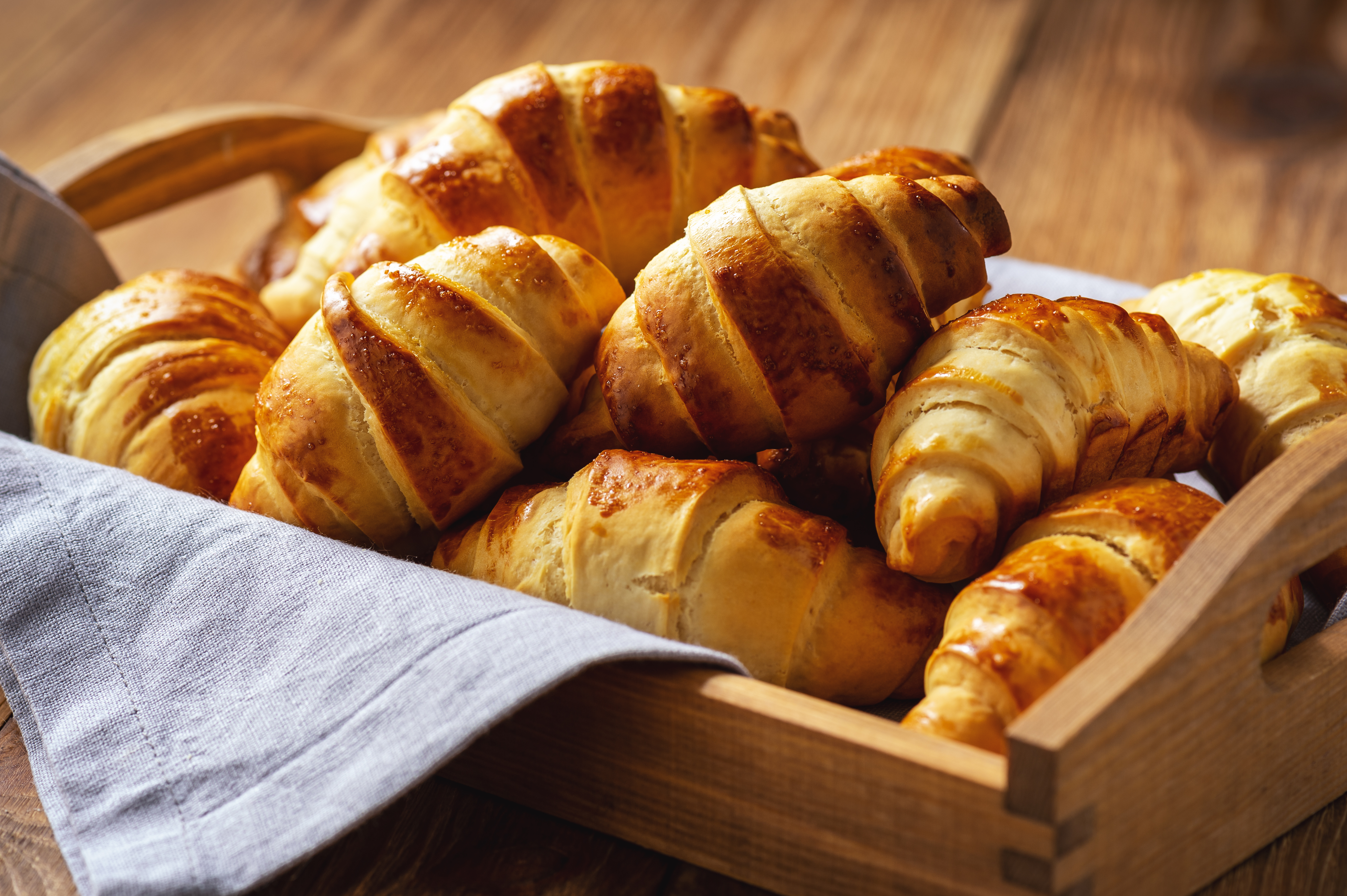 Homemade,Butter,Croissants,On,Wooden,Tray.