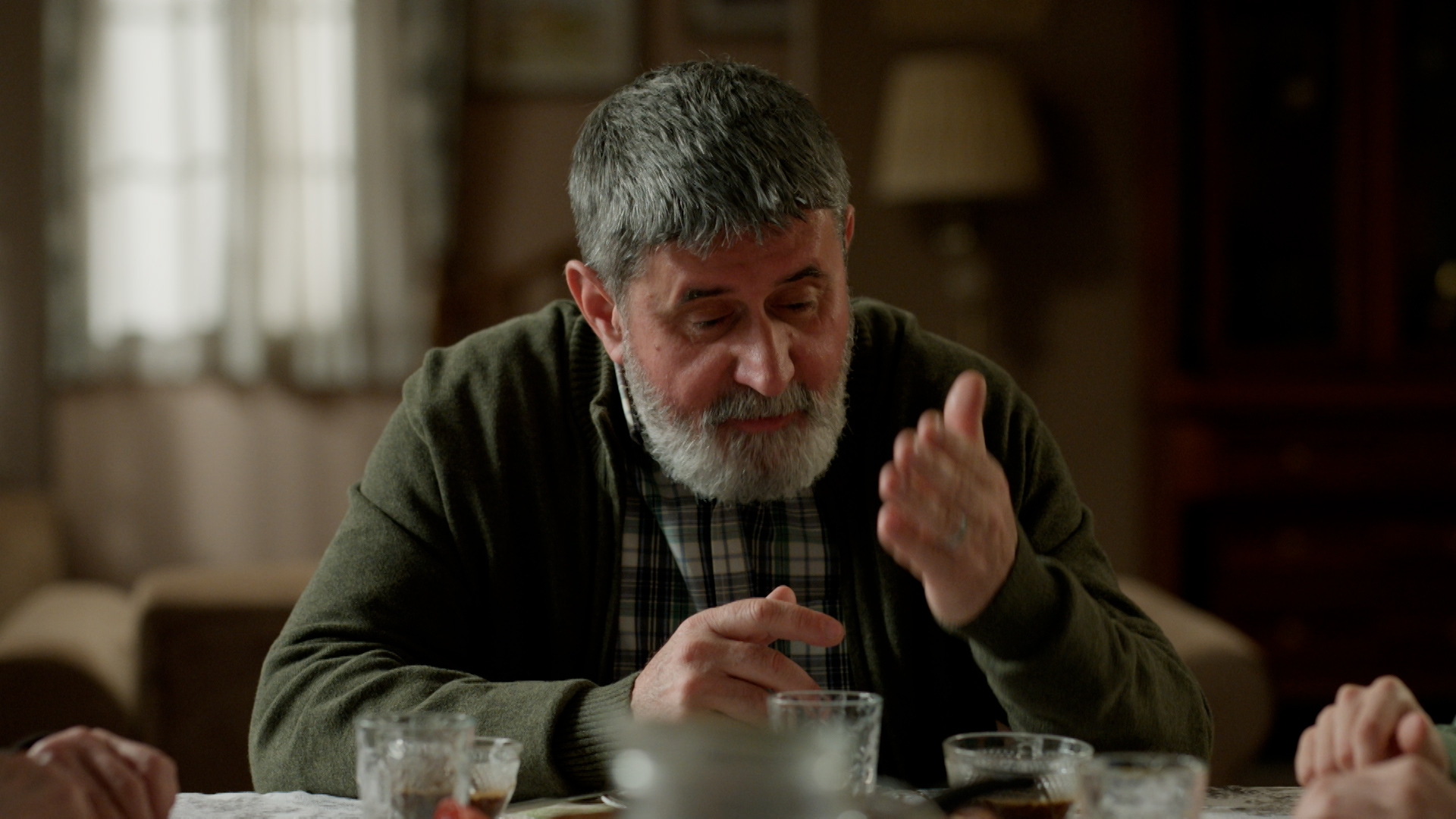 B75351_HD.00_06_13_04.Still003