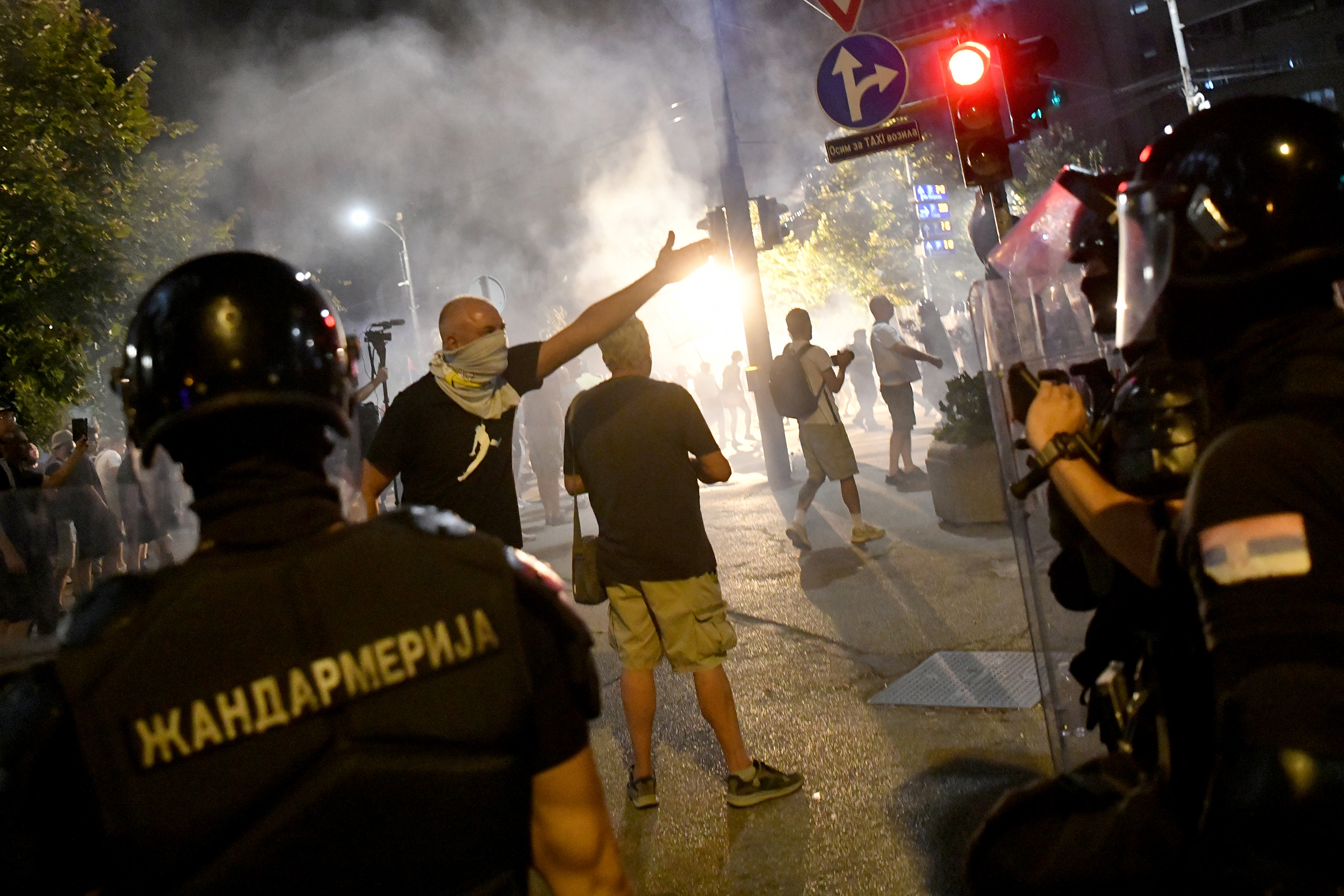 Beograd 14. avgust 2025. Protest studenata u blokadi I gradjana pod sloganom "Večeras pucate po šavovima" Generalštab Foto:Vladislav Mitić/Nova.rs