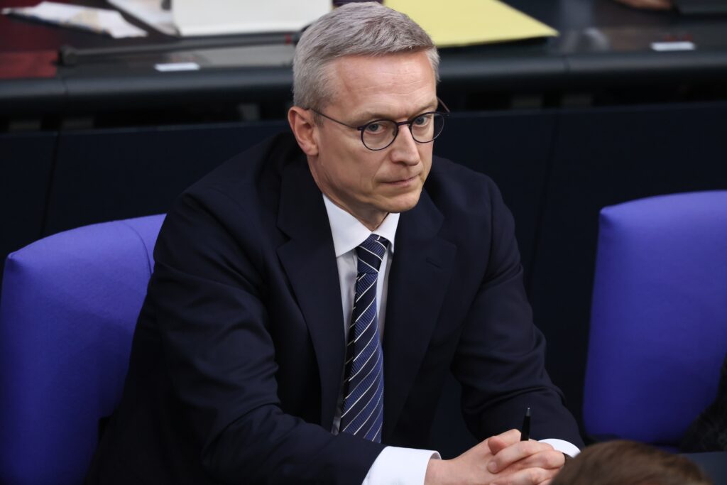 epa12099136 German Minister for Digital and State Modernization Karsten Wildberger attends a session of the German parliament 'Bundestag' in Berlin, Germany, 14 May 2025.  EPA-EFE/HANNIBAL HANSCHKE