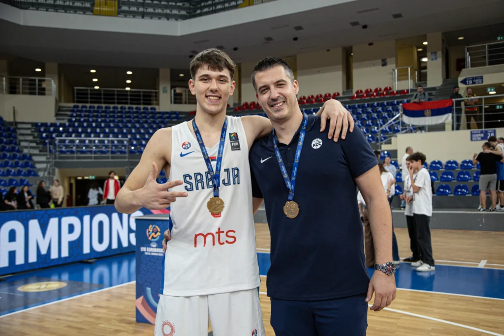 1758530679-stevan-mijovic-1-1024x683.webp