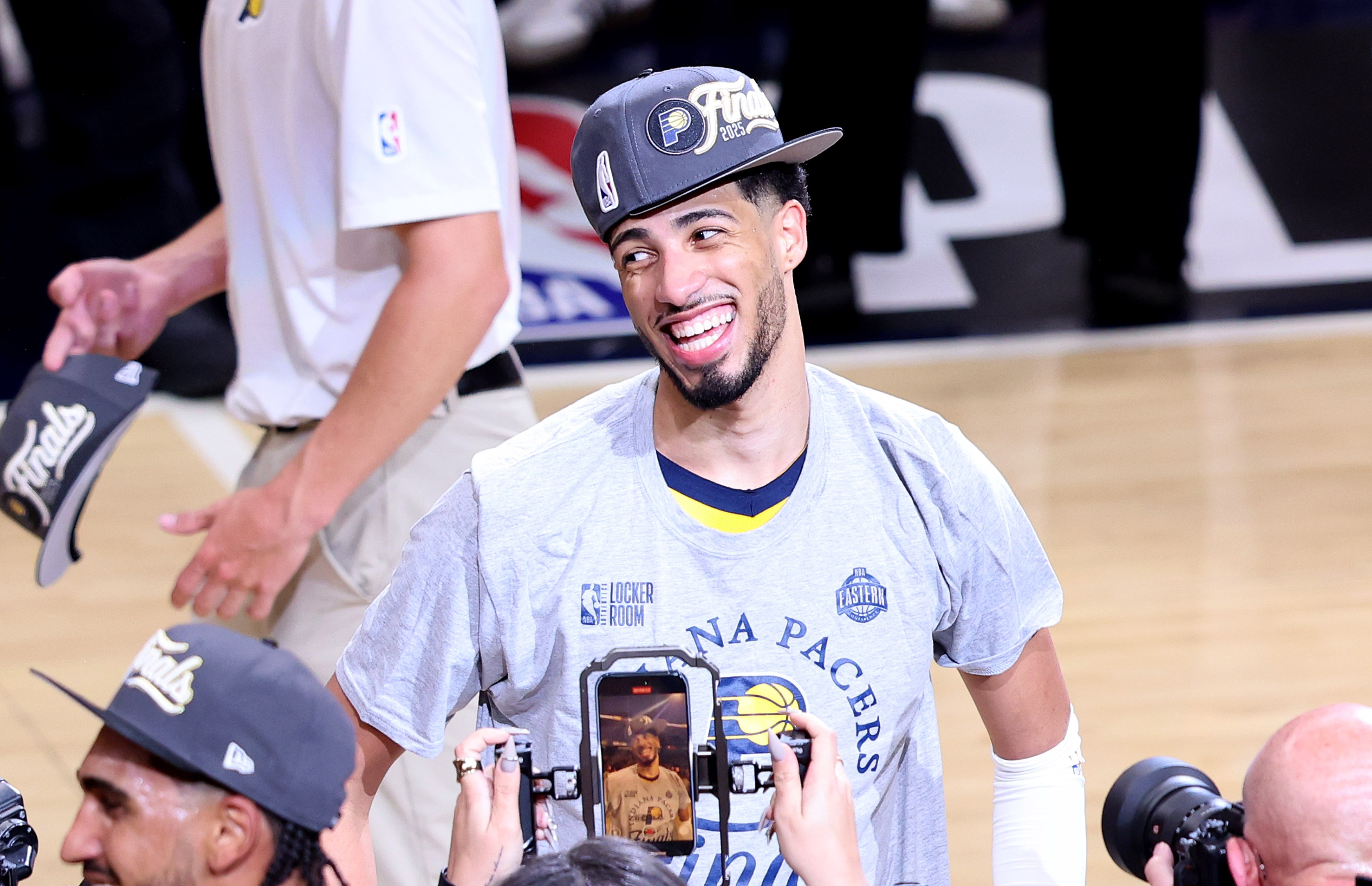 Indiana Pacers VS The New York Knicks in Game Six of The Eastern Conference Finals