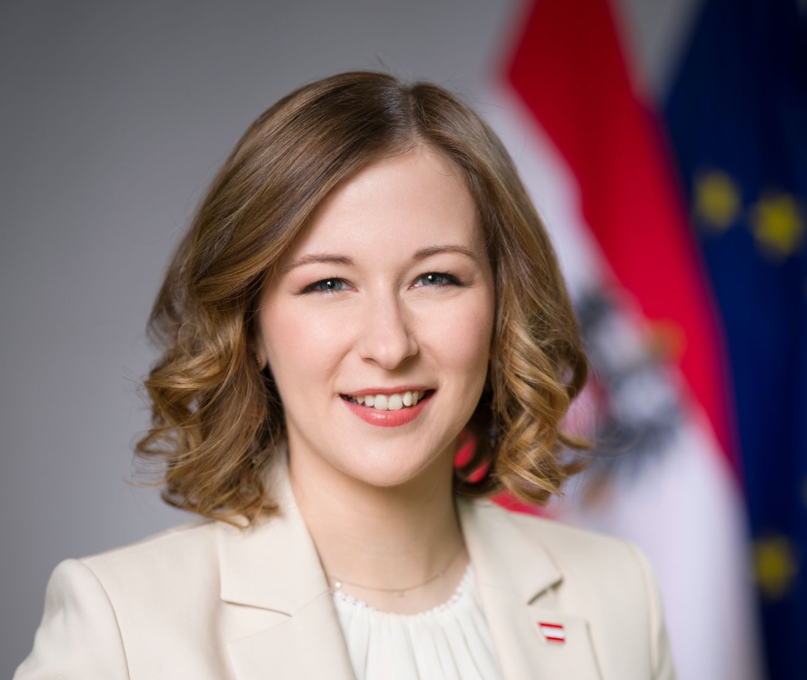 Klaudija Plakolm