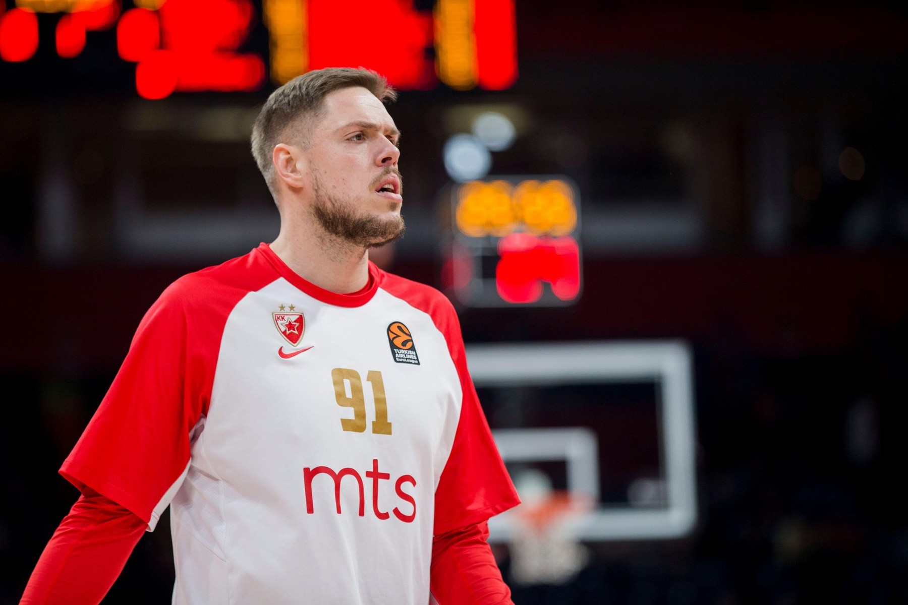 Belgrade, Serbia. 2nd Jan, 2020. Vladimir Stimac of Crvena Zvezda mts Belgrade warms up. Credit: Nikola Krstic/Alamy Live News