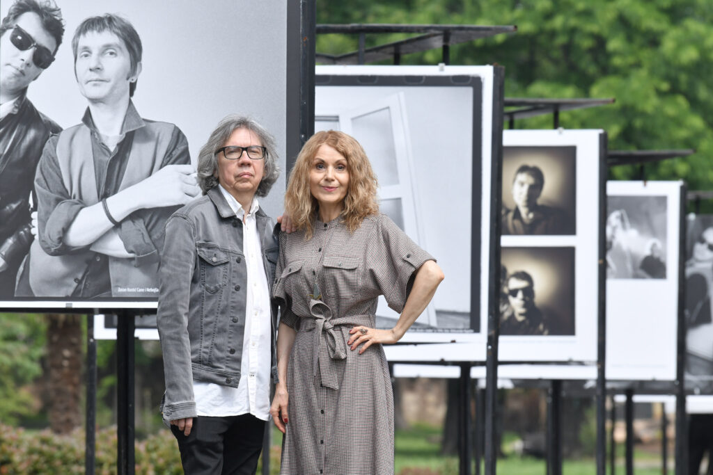 Beograd, 06.05.2025. Kalemegdan, Plato ispred Umetničkog paviljona „Cvijeta Zuzorić“ na Kalemegdanu, izložba Partibrejkers-Biti samo svoj, Autori izložbe: Zorica Kojić i Dragan Ambrozić Foto: Goran Srdanov/Nova.rs