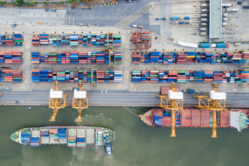 Luka, kontejneri, prevoz, skladištenje Ilustracija: Shutterstock