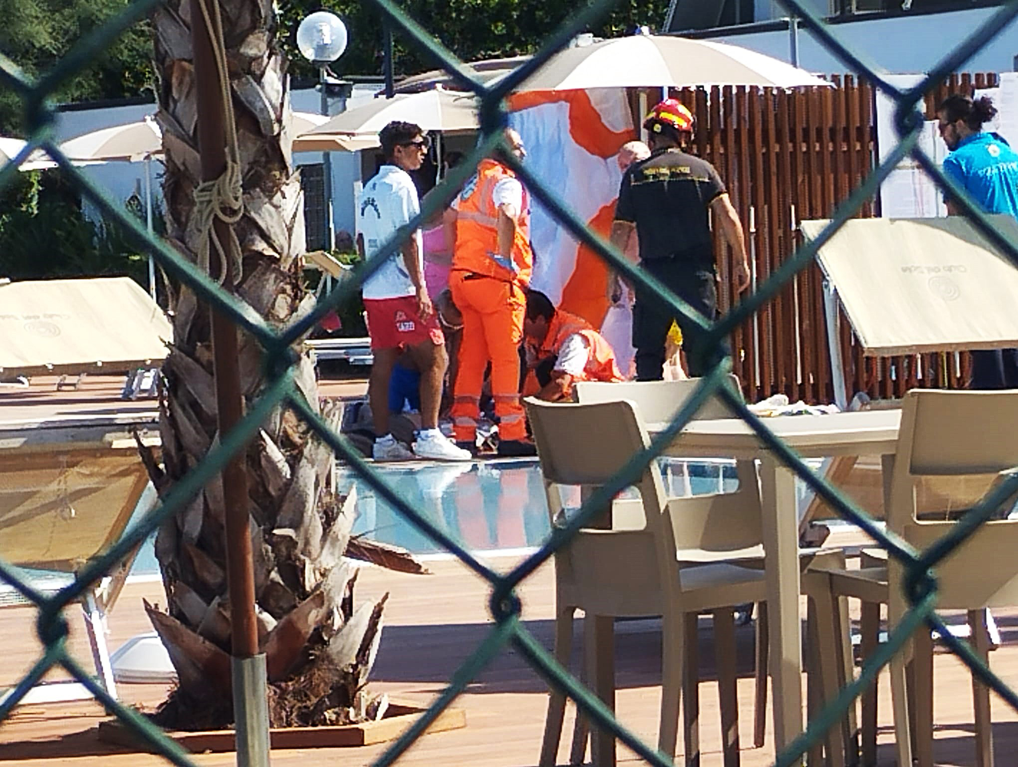 Italy, Porto SantĂ˘â‚¬â„˘Elpidio (Fermo): Austrian Skydiver Felix Baumgartner (56) Dies In Paragliding Crash. Swimming Pool, Le Mimose Del Club Del Sole Porto SantĂ˘â‚¬â„˘Elpidio (Fermo)