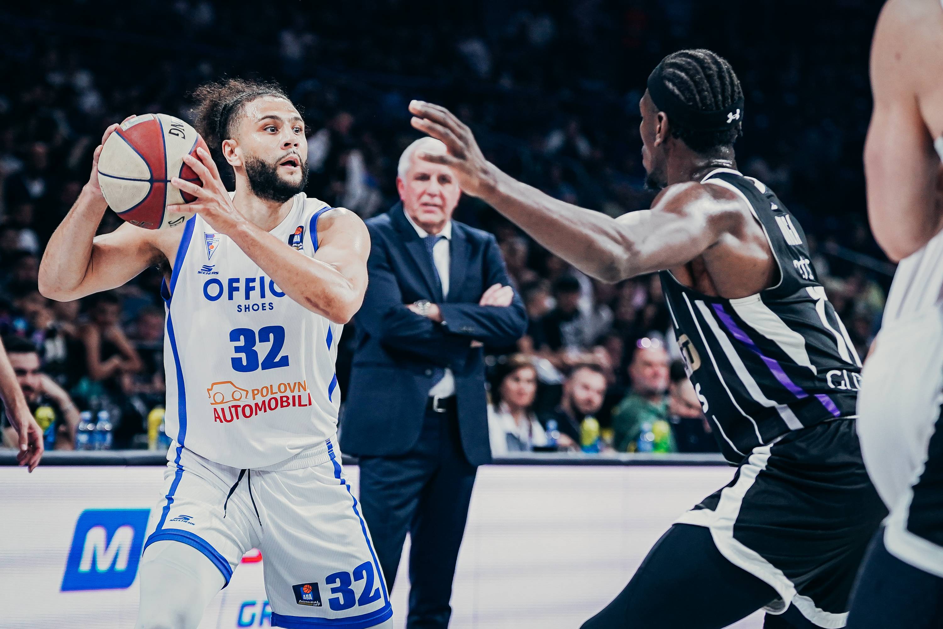 Beograd, 9.05.2025. - Kosarkasi Partizana i Spartaka u akciji tokom utakmice cetvrtfinala plej-ofa ABA lige, danas u Beogradskoj Areni. (BETAPHOTO/ABA liga/Partizan Mozzart Bet/Dragana Stjepanovic)