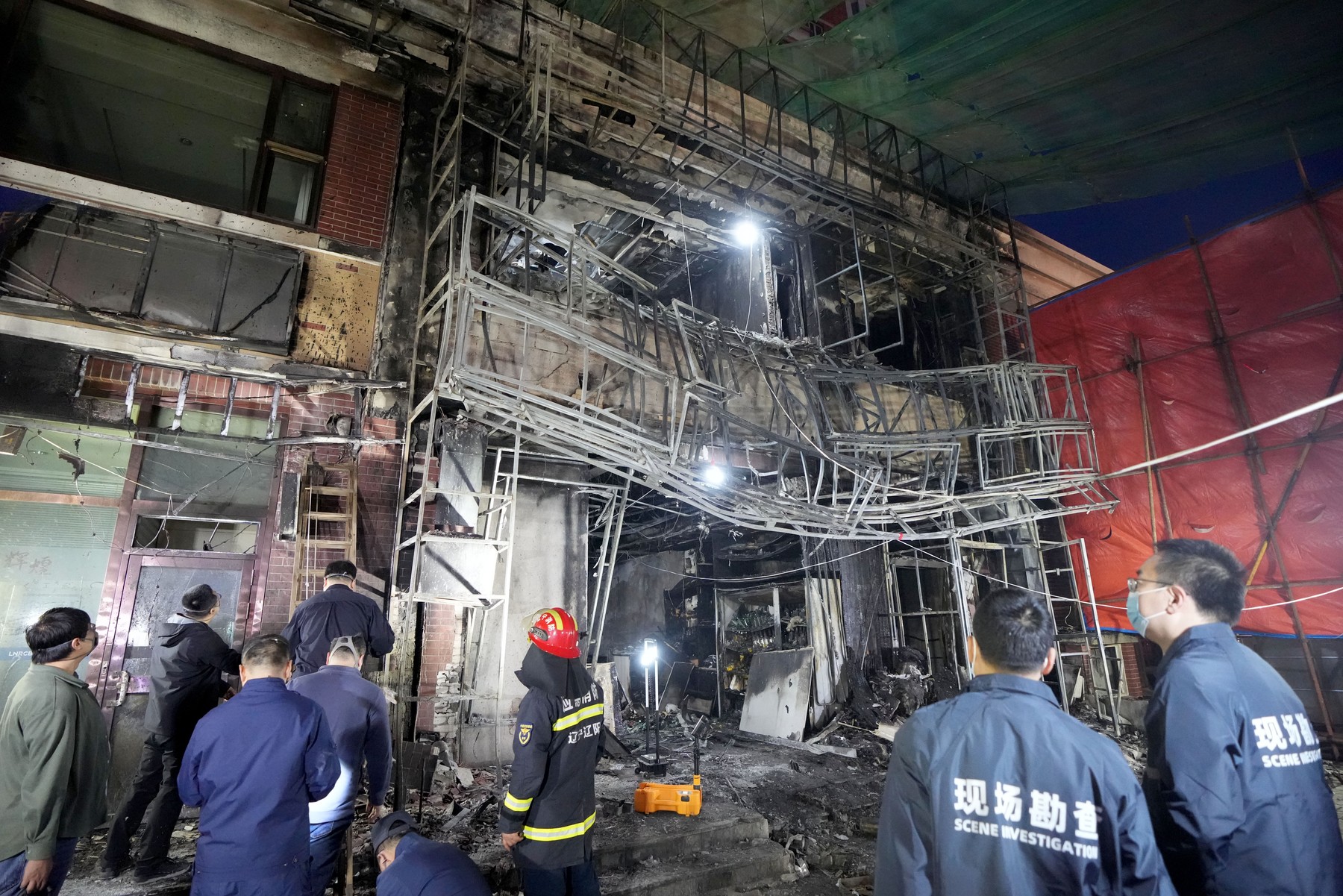 (SpotNews) CHINA LIAONING LIAOYANG RESTAURANT FIRE (CN)