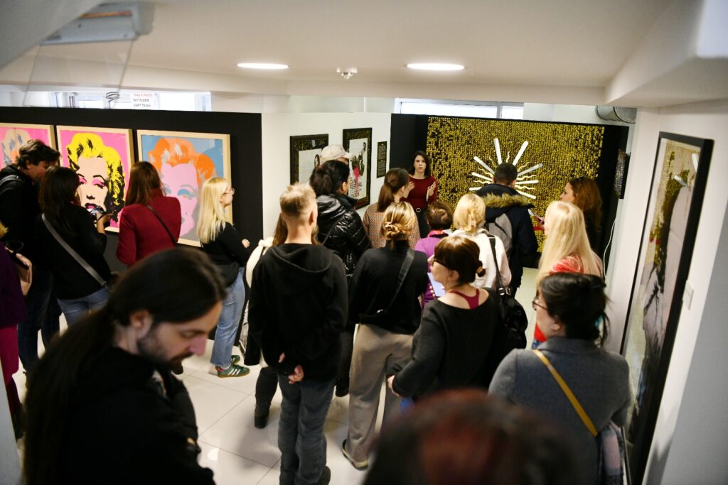 Beograd 09.01.2025  izložba Banksy u Beogradu, Pop up galerija, Dečanska 8,